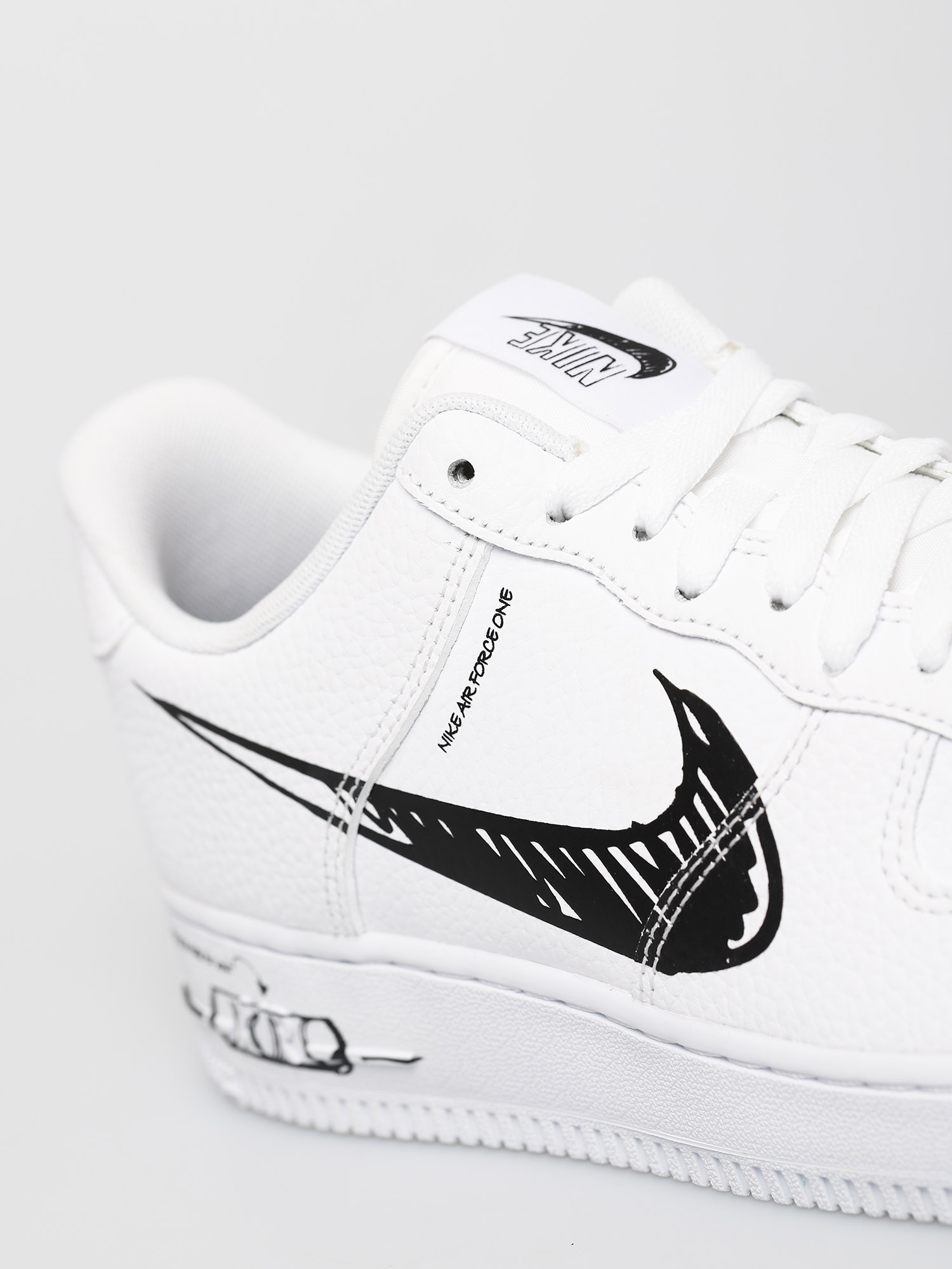 Boty Nike Air Force 1 Lv8 Utility (white/black white)