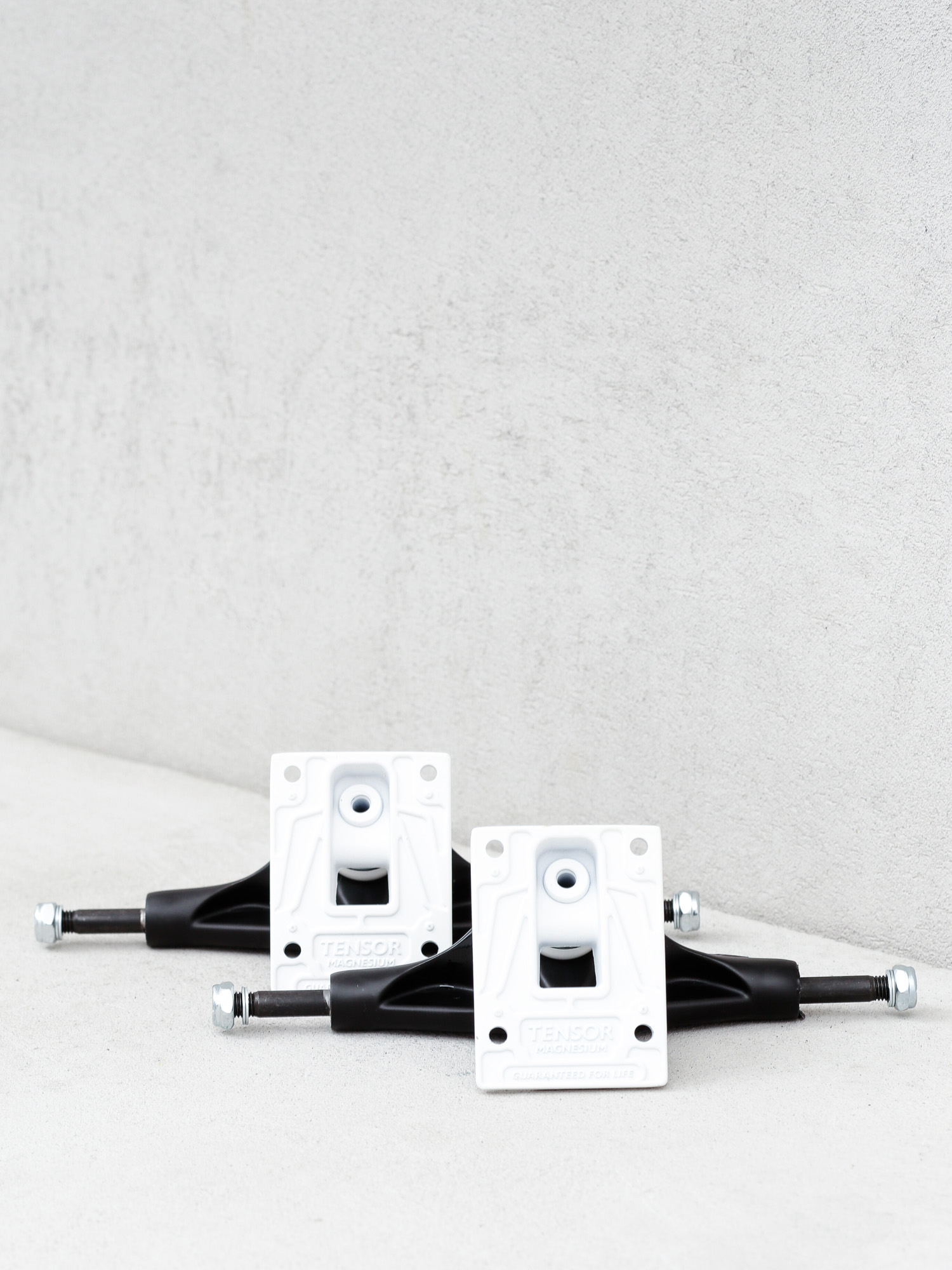 Trucky Tensor Mag Light Stencil (glow in the dark/black)