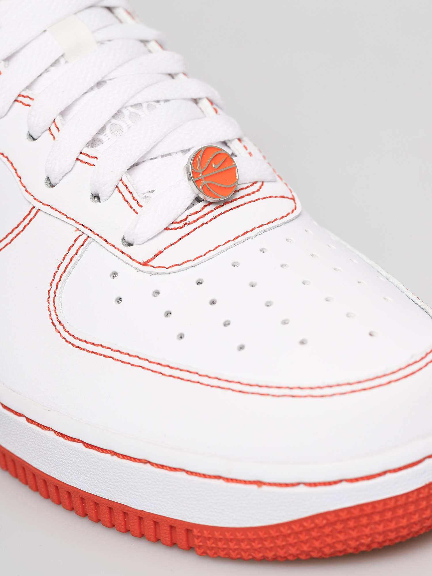 Boty Nike Air Force 1 07 Lv8 (white/team orange black)