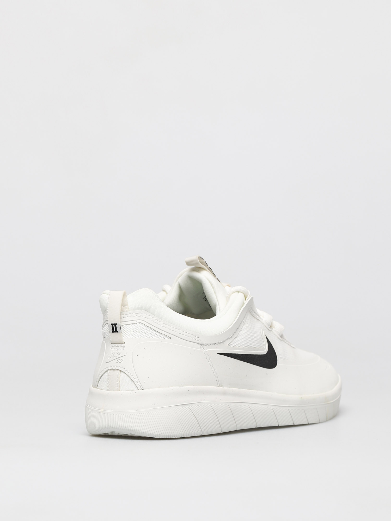 Boty Nike SB Nyjah Free 2 0 (summit white/black summit white)