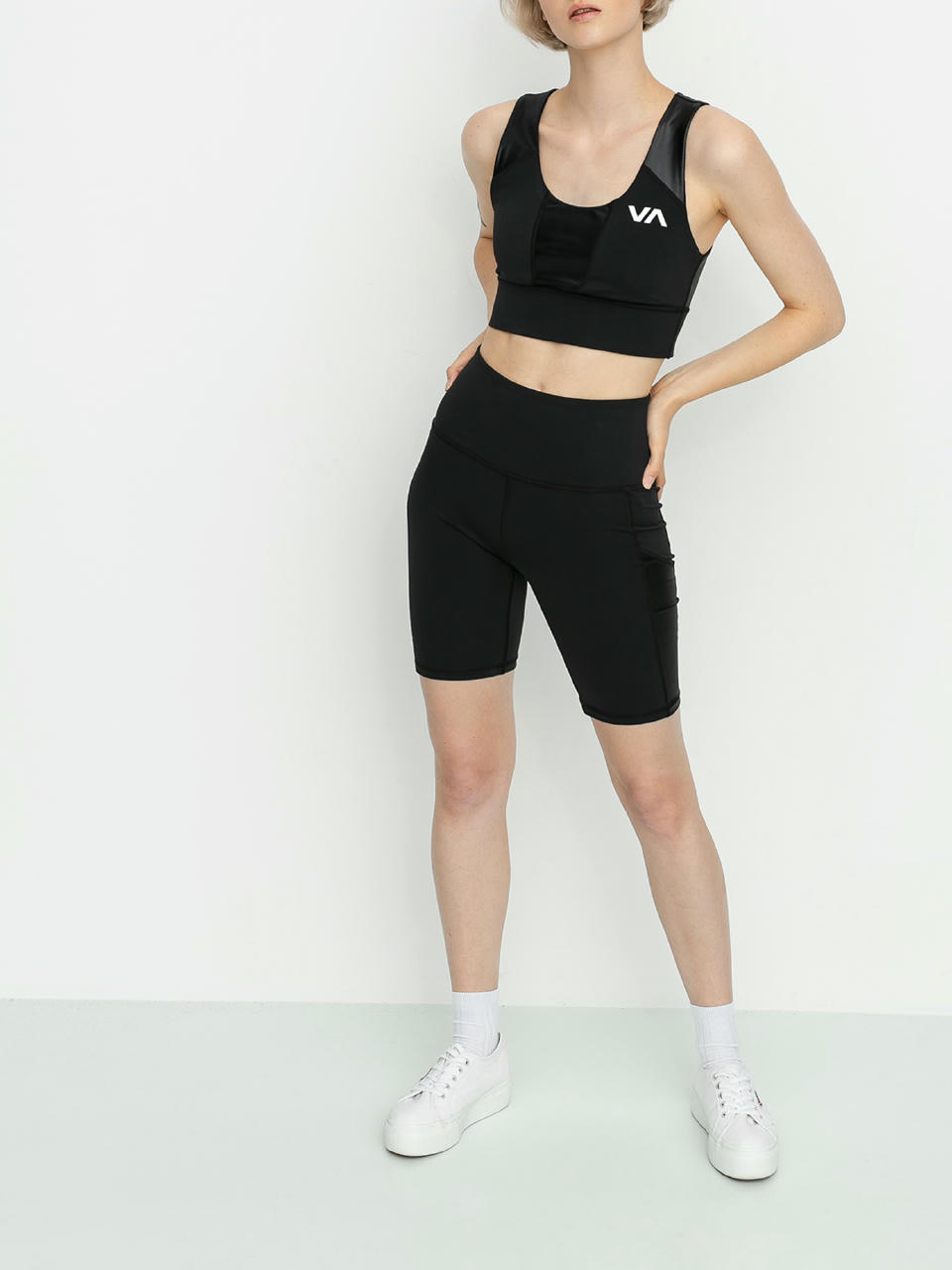 Sportowe RVCA Spodenki sportowe Va Di Short Wmn (black)