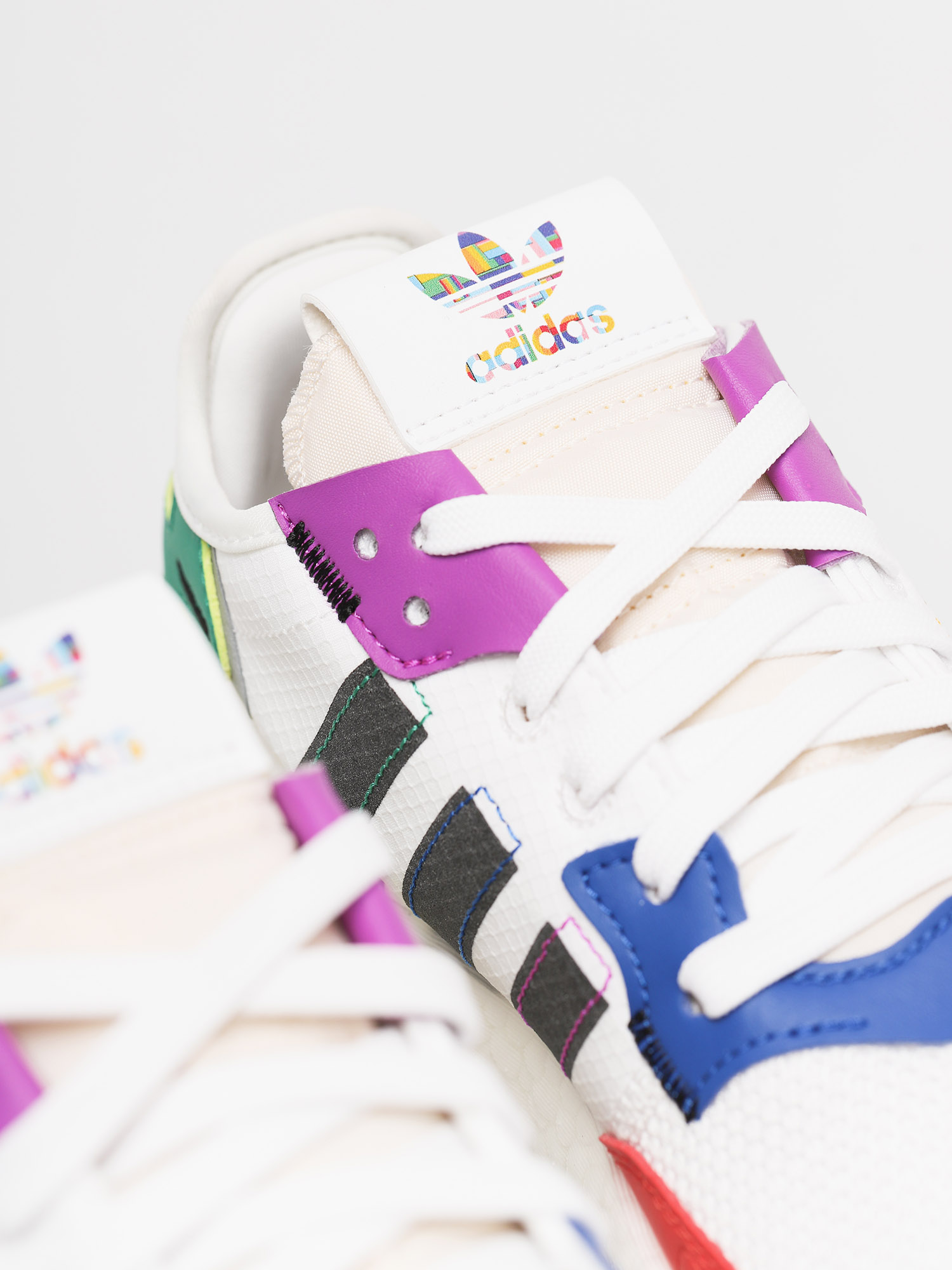 Boty adidas Originals Nite Jogger Pride (ftwr white/core black/silver met)
