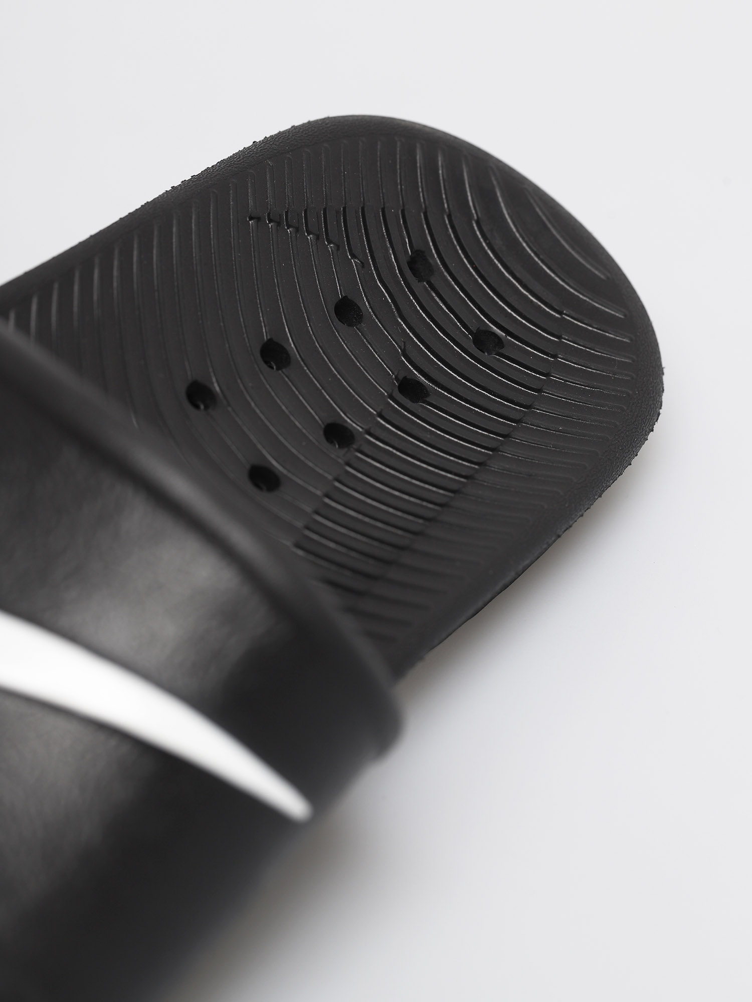 Plážovky Nike Kawa Shower (black/white)