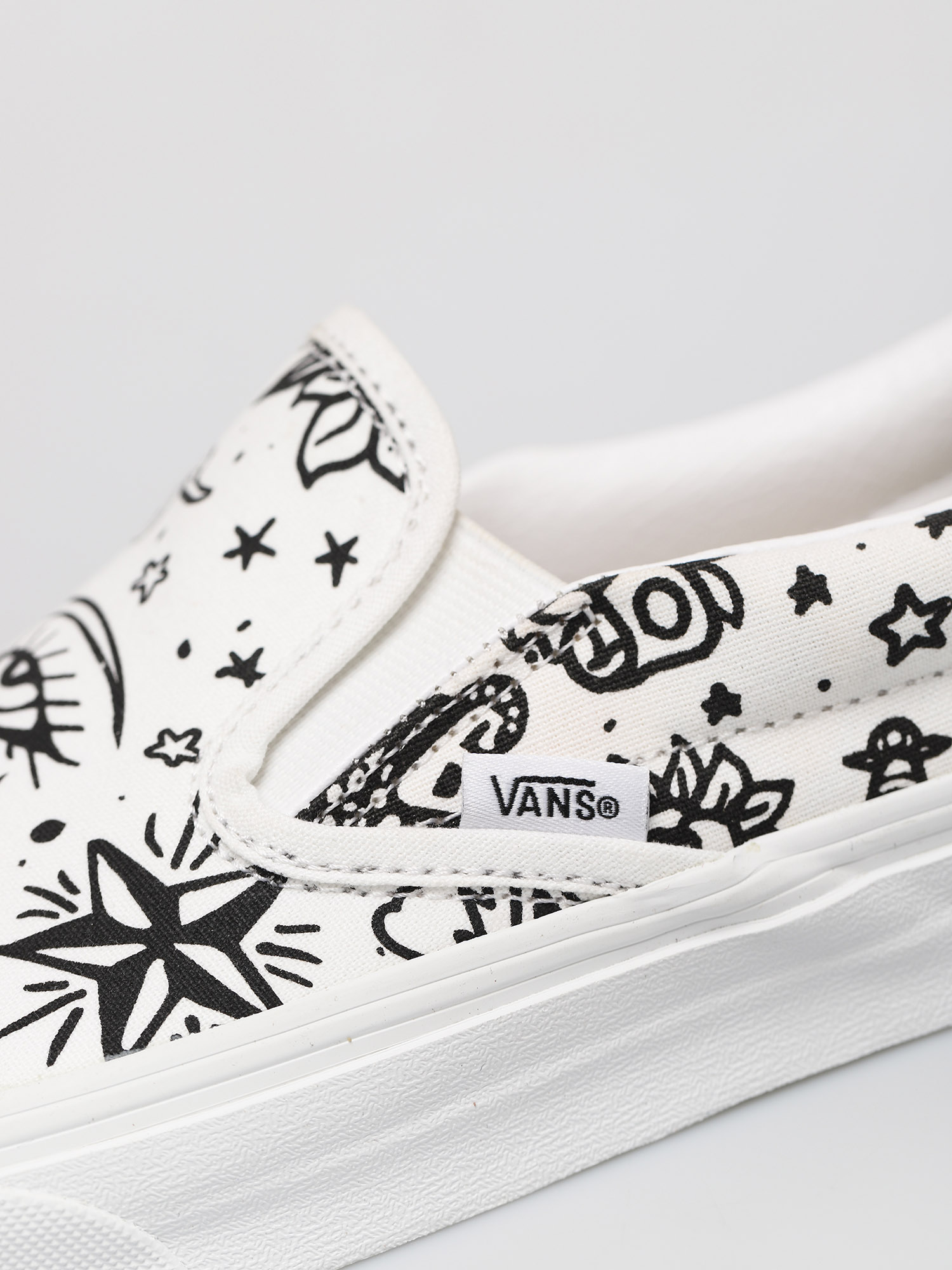 Boty Vans Classic Slip On (u color tattoo/true white)