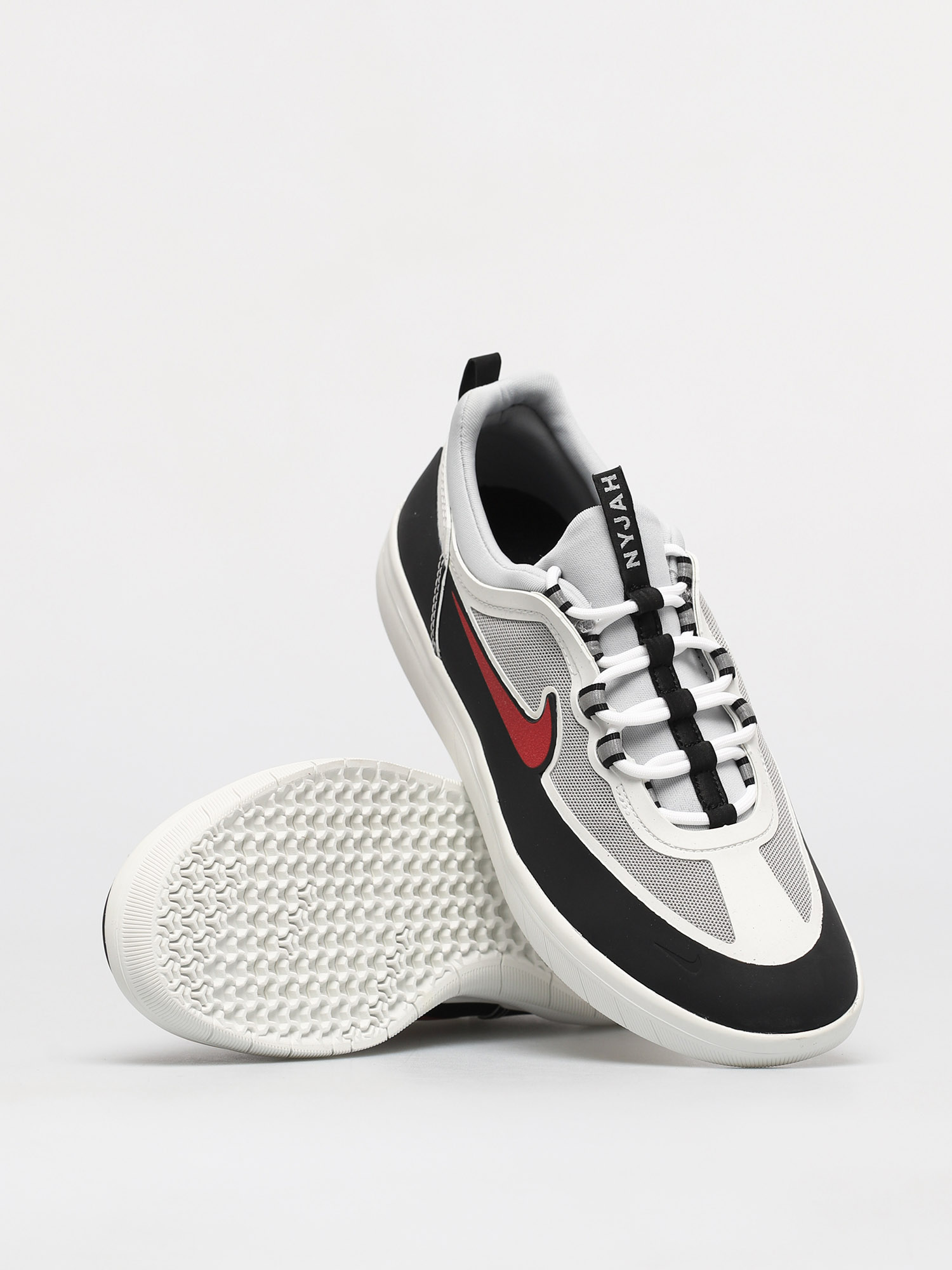 Boty Nike SB Nyjah Free 2 0 (black/sport red metallic silver black)