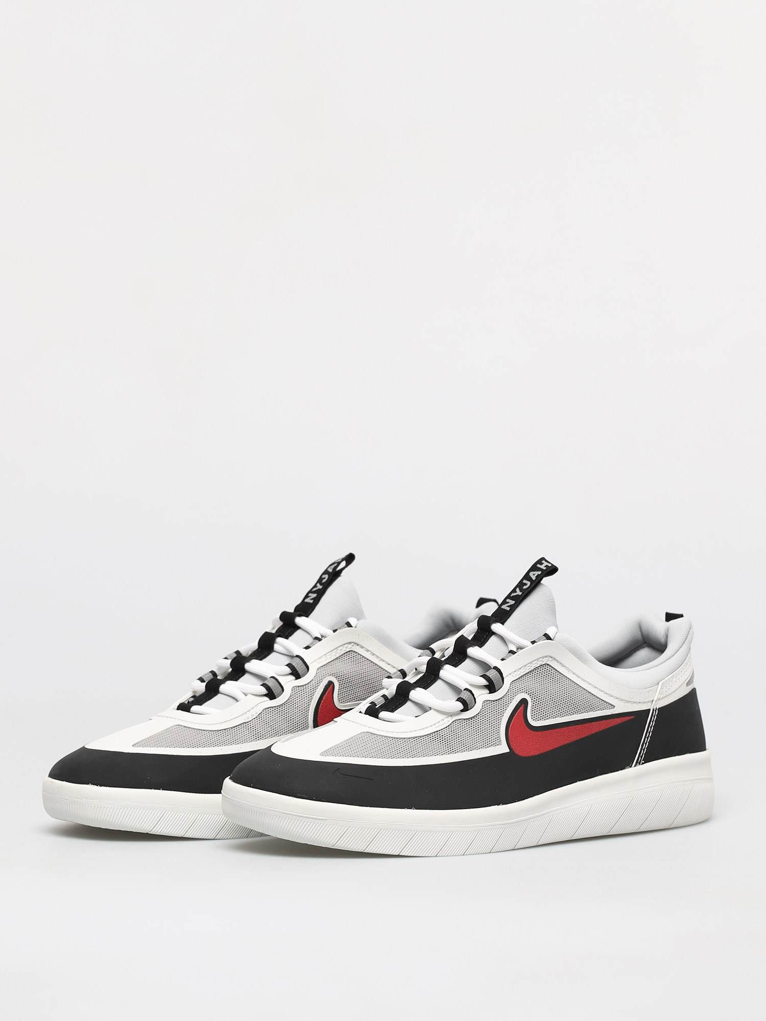 Boty Nike SB Nyjah Free 2 0 (black/sport red metallic silver black)