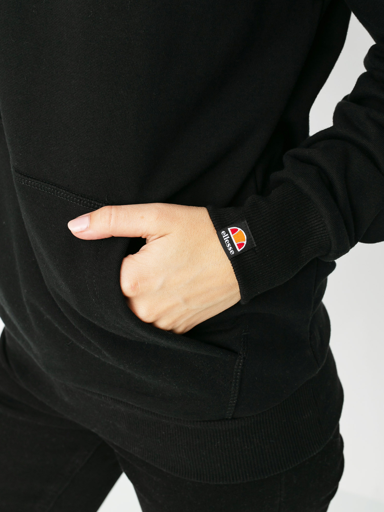 Mikina s kapucí Ellesse Noreo HD Wmn (black)