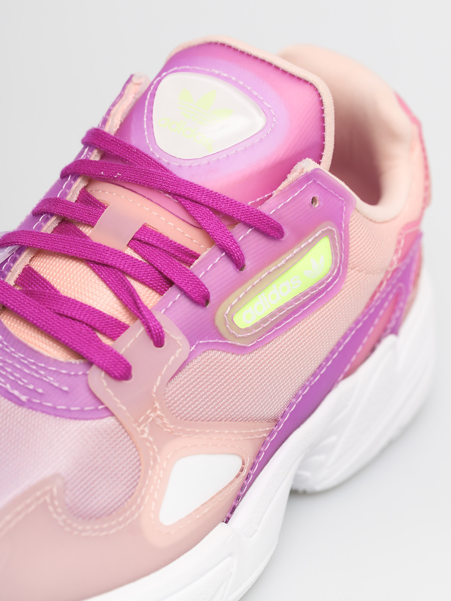 Boty adidas Originals Falcon Wmn (blipur/shopur/hazcor)