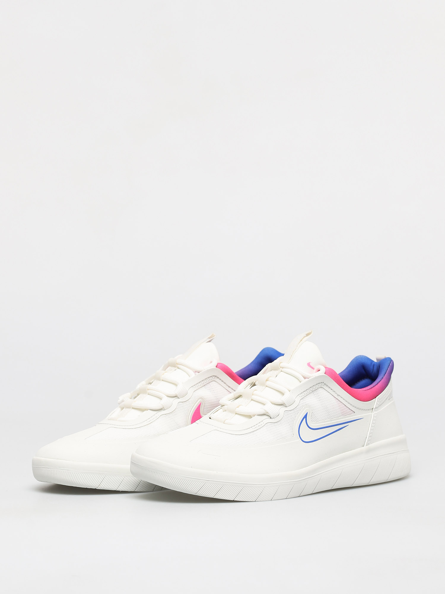 Boty Nike SB Nyjah Free 2 T (summit white/racer blue pink blast)