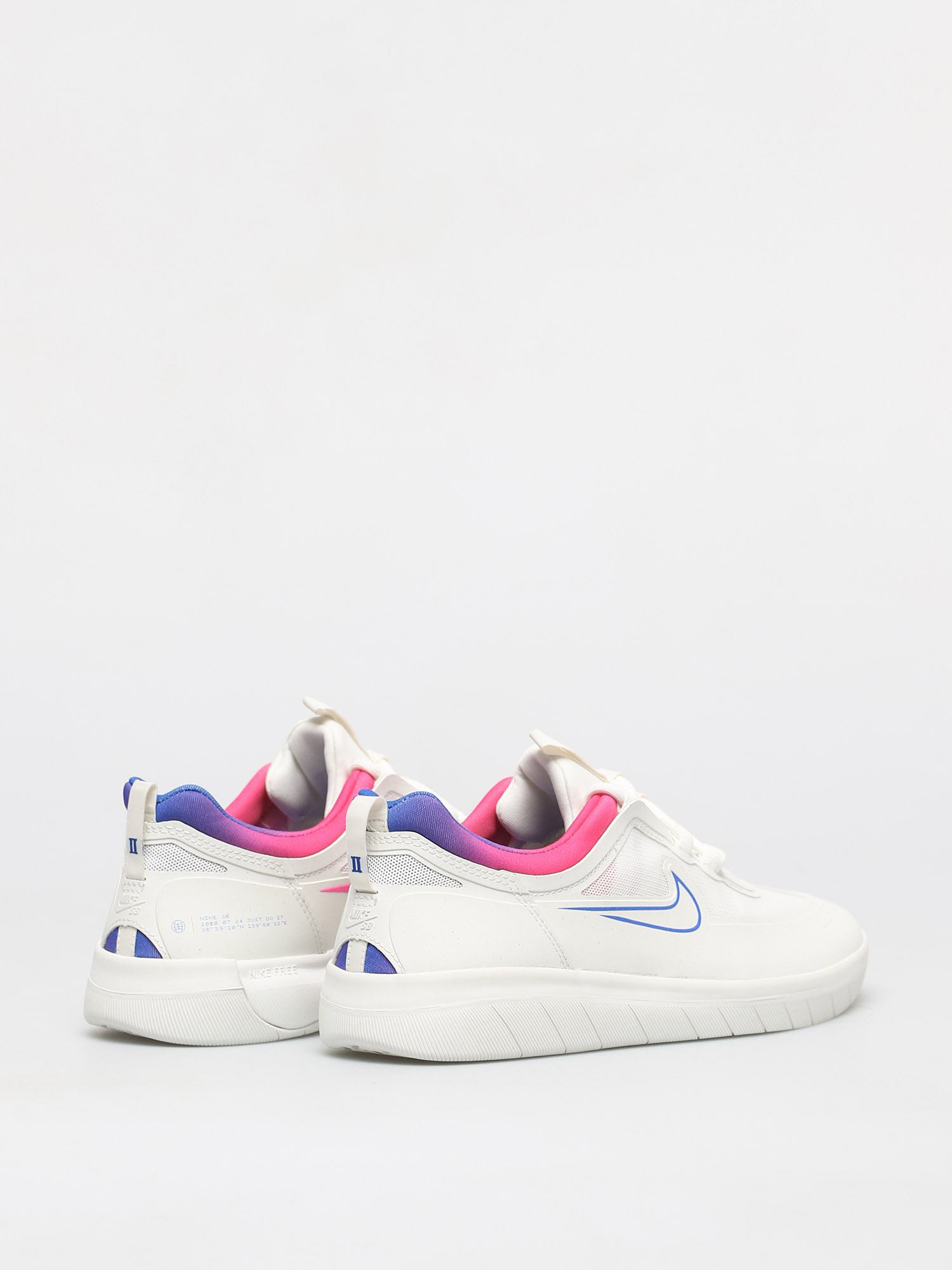 Boty Nike SB Nyjah Free 2 T (summit white/racer blue pink blast)