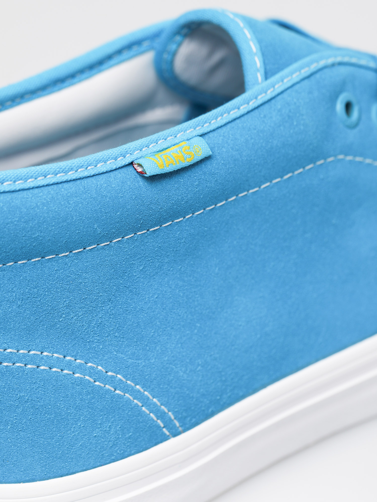 Boty Vans x The Simpsons Chukka Pro (bart blue/white)