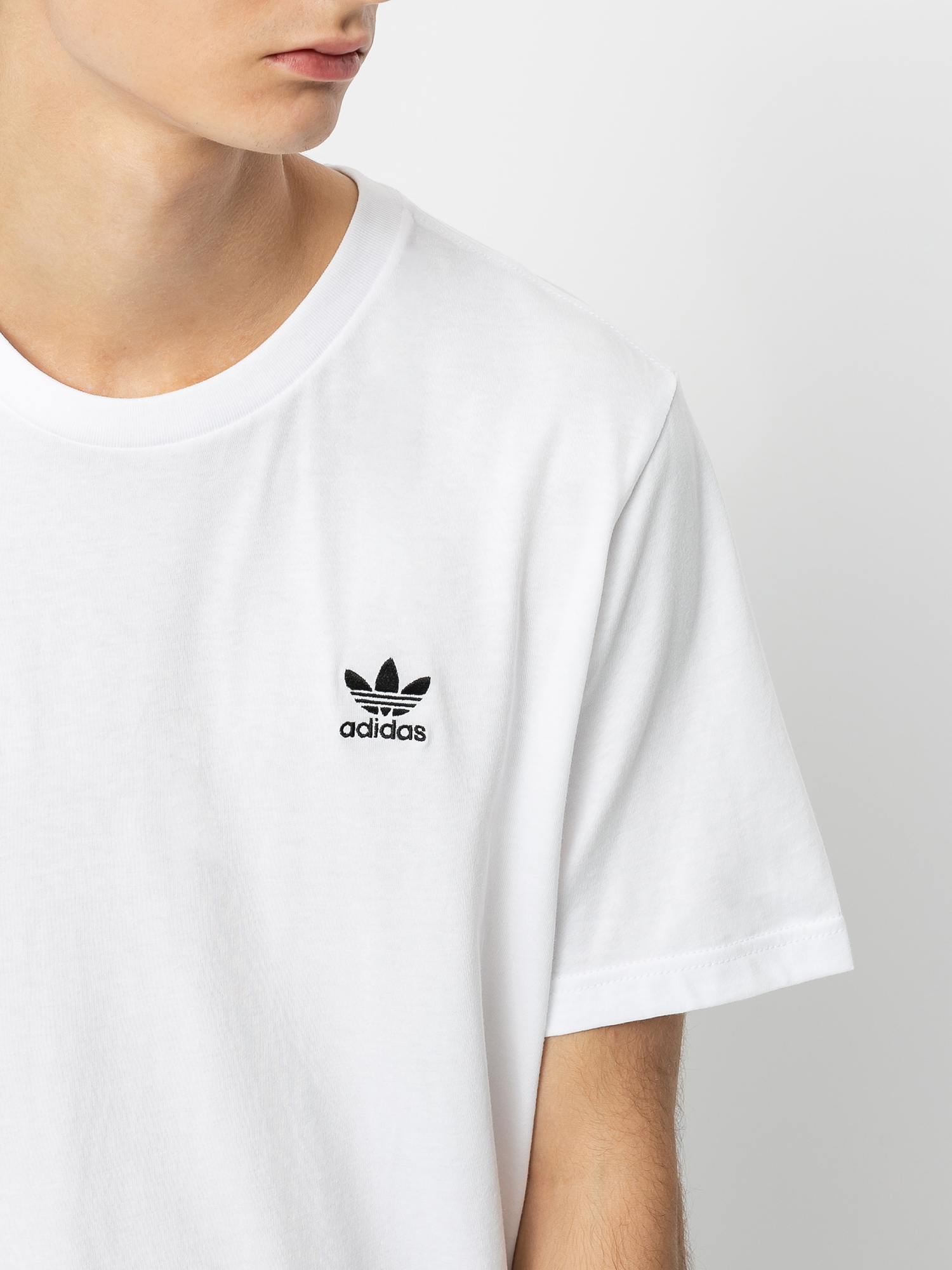 Tričko adidas Originals Essential (white)
