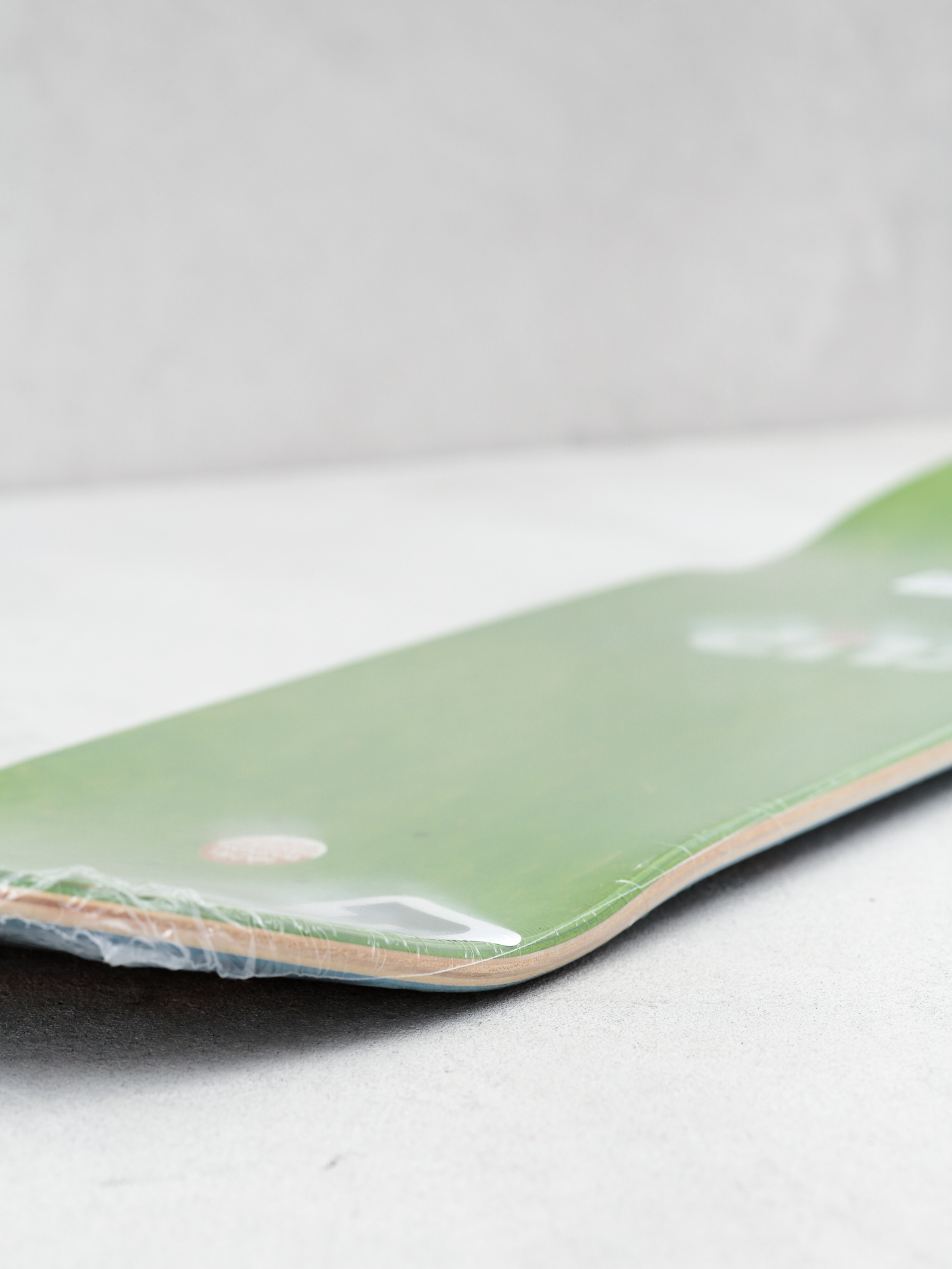 Deska Flip Gonzalez Stripe Series 