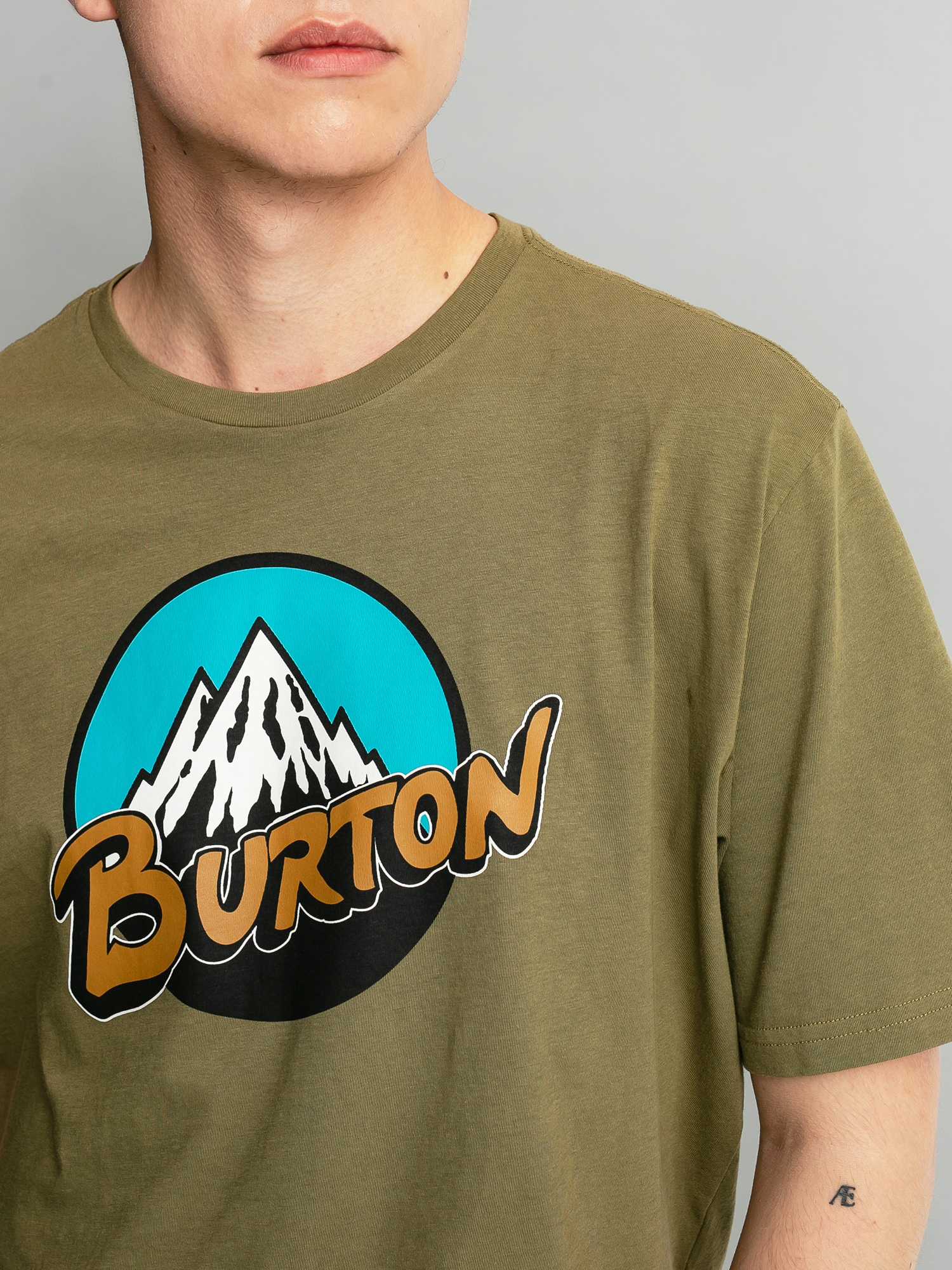 Tričko Burton Retro Mountain (martini olive)