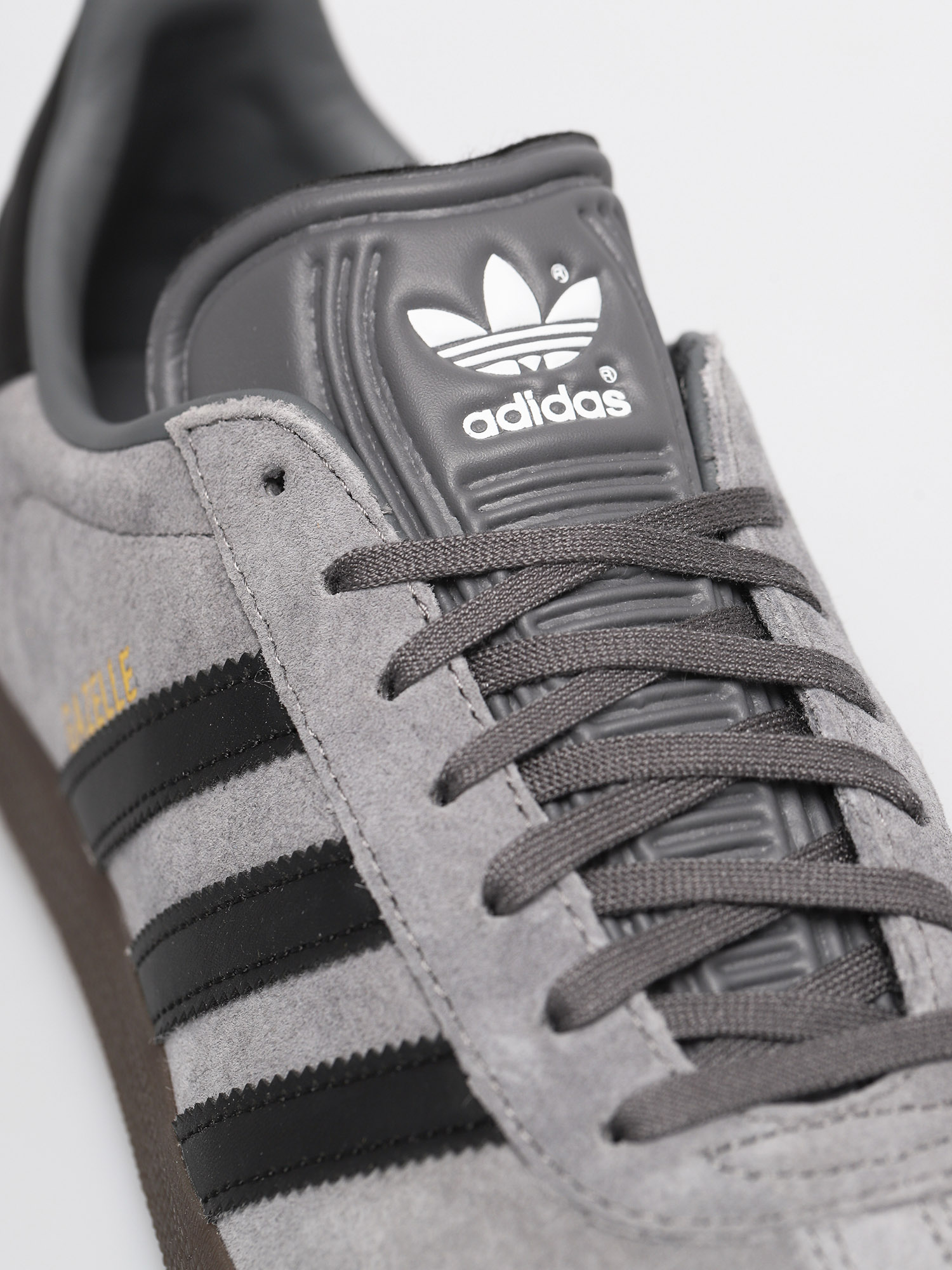 Boty adidas Originals Gazelle (grefou/cblack/gum5)