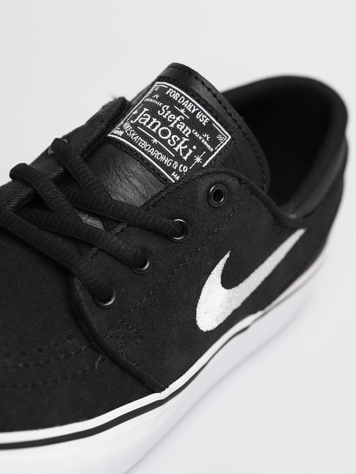 Boty Nike SB Stefan Janoski GS (black/white gum med brown)