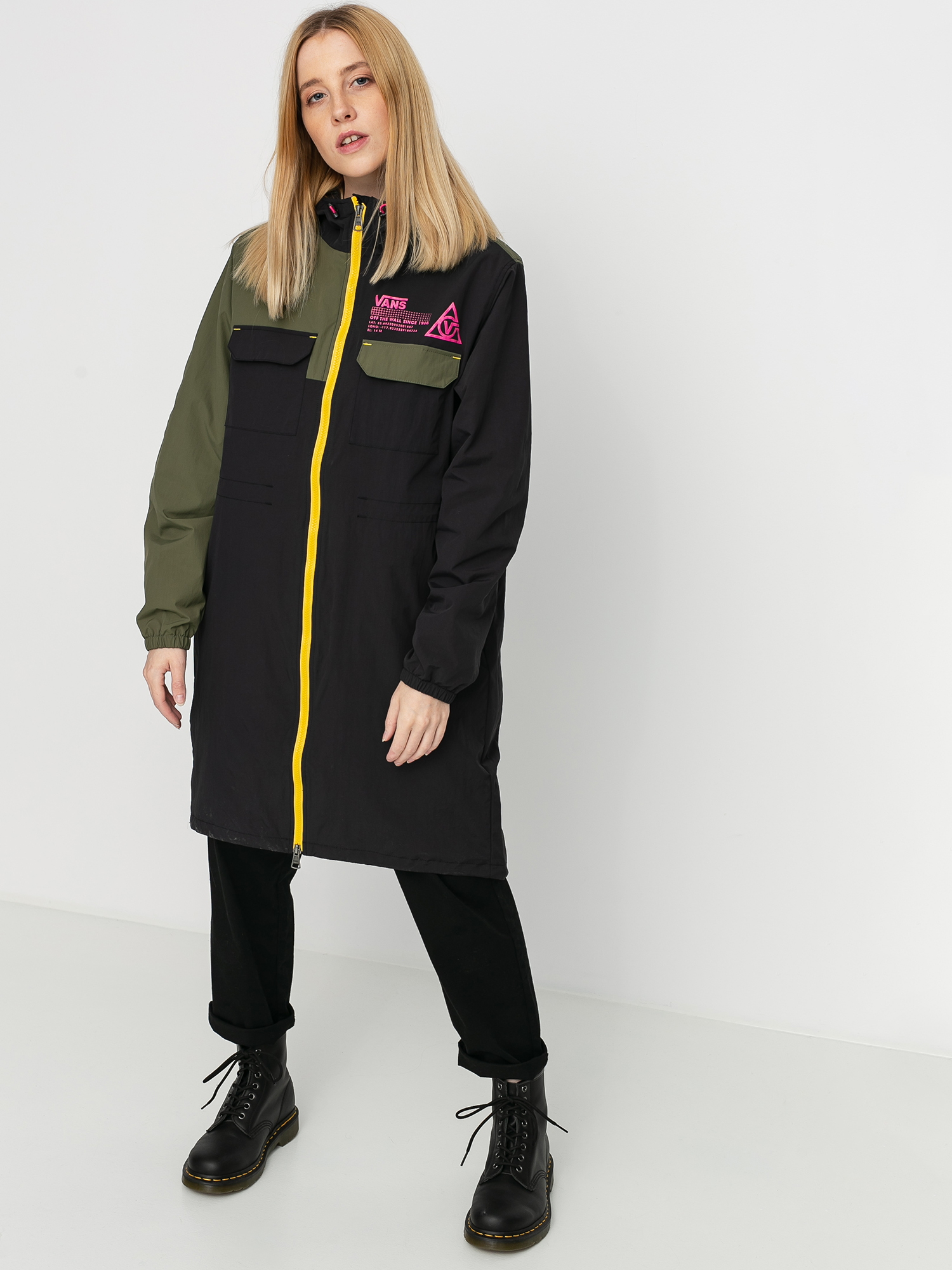Bunda Vans 66 Supply Long Anorak Mte Wmn (black)