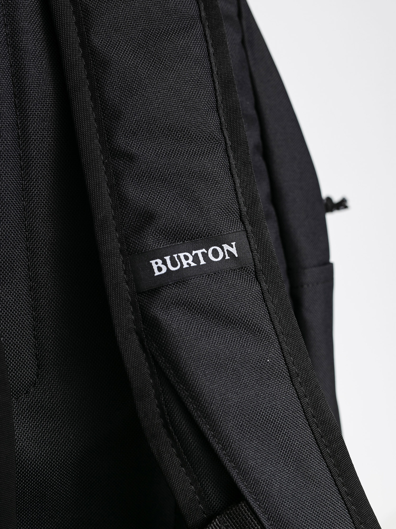 Batoh Burton Emphasis 2.0 26L (true black)
