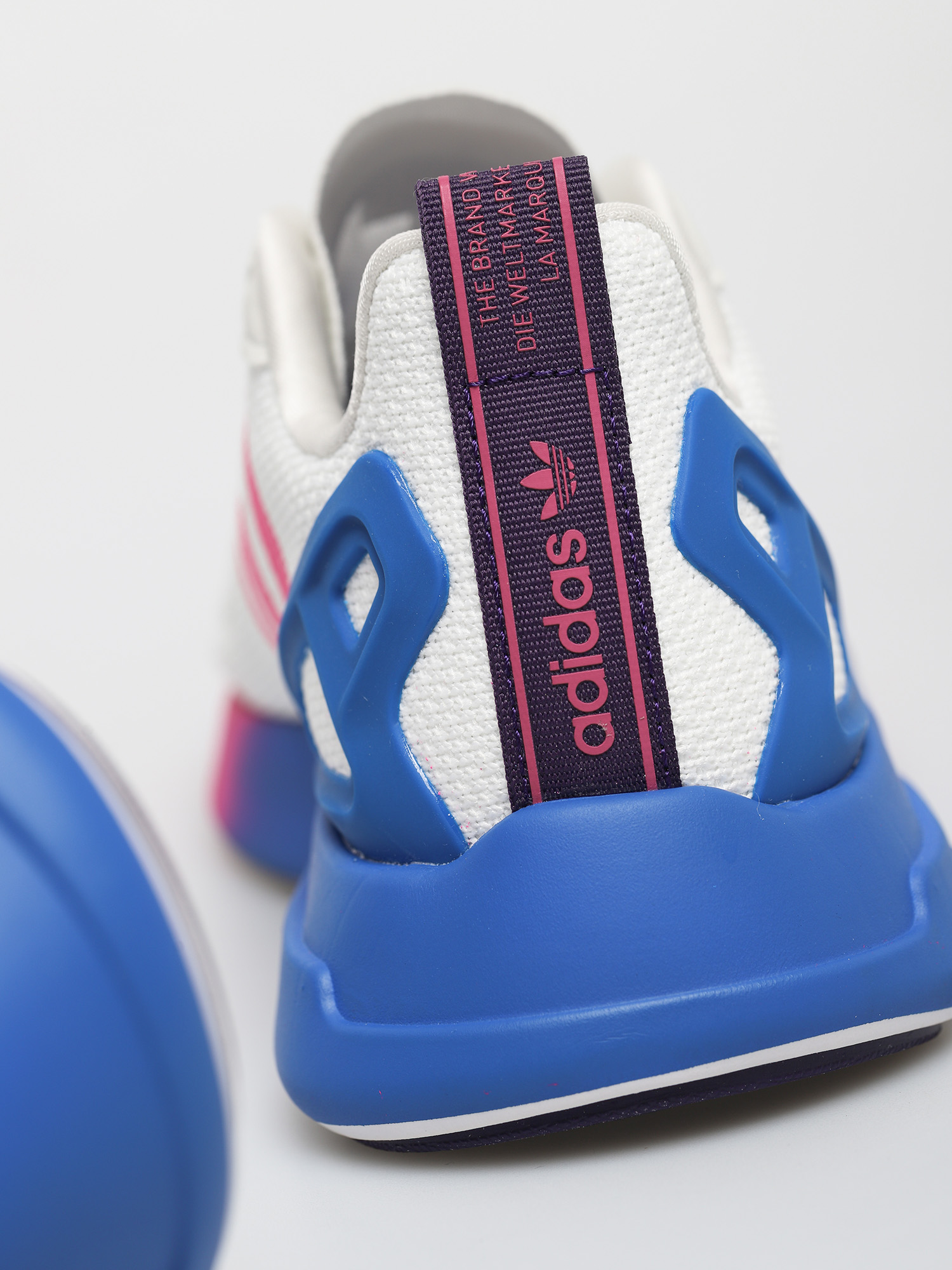 Boty adidas Originals Zx 2K Flux Wmn (crywht/shopnk/blue)