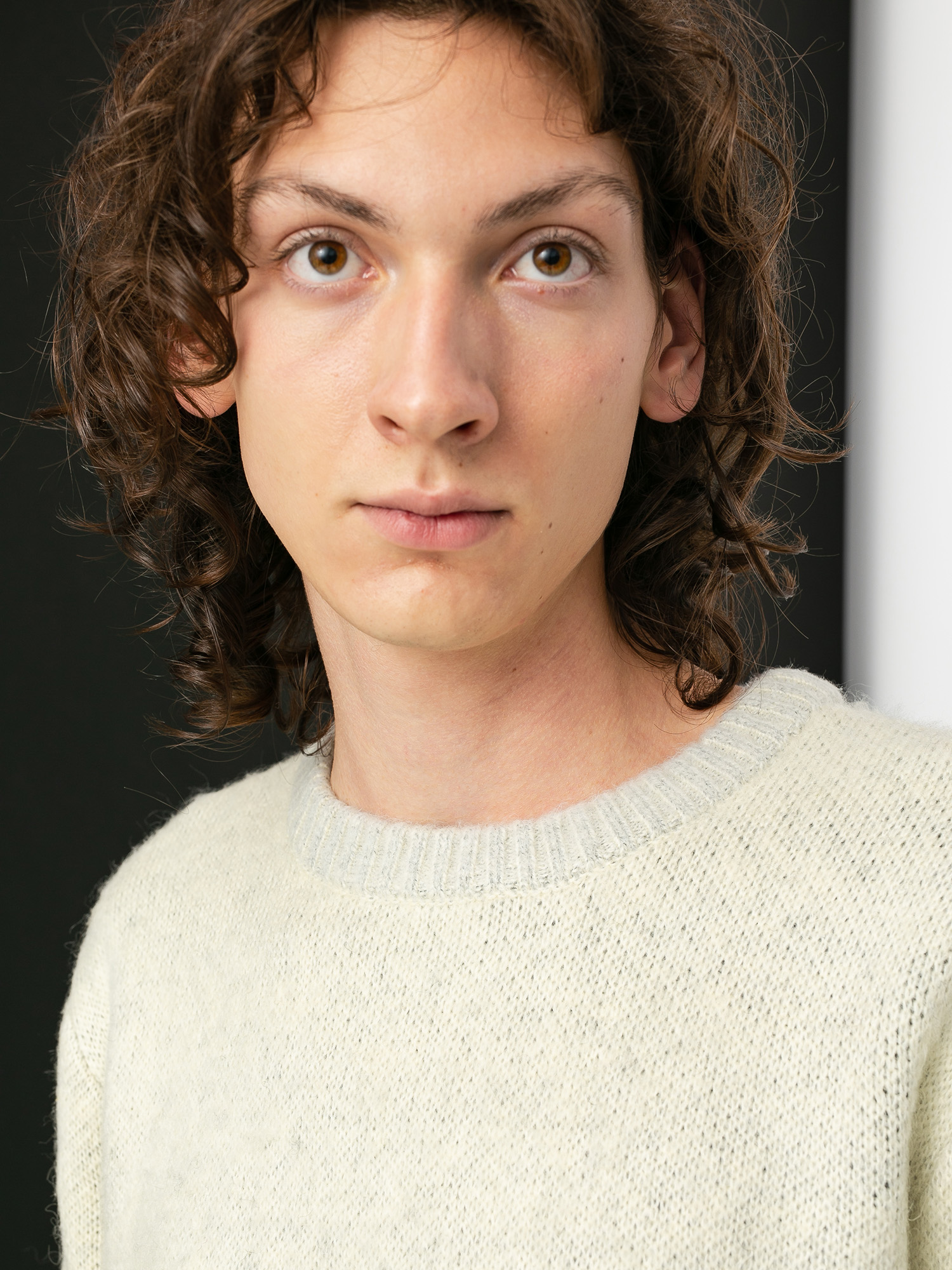 Svetr Stussy 8 Ball Heavy Brushed Mohair (cream)