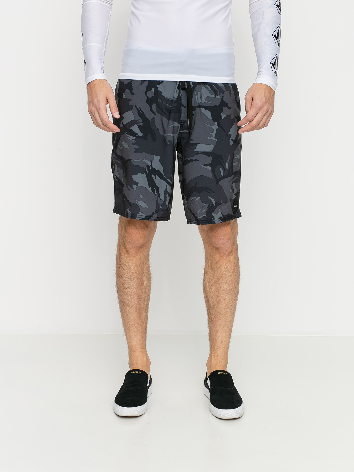 Kraťasy RVCA Va Trunk Print (black camo)