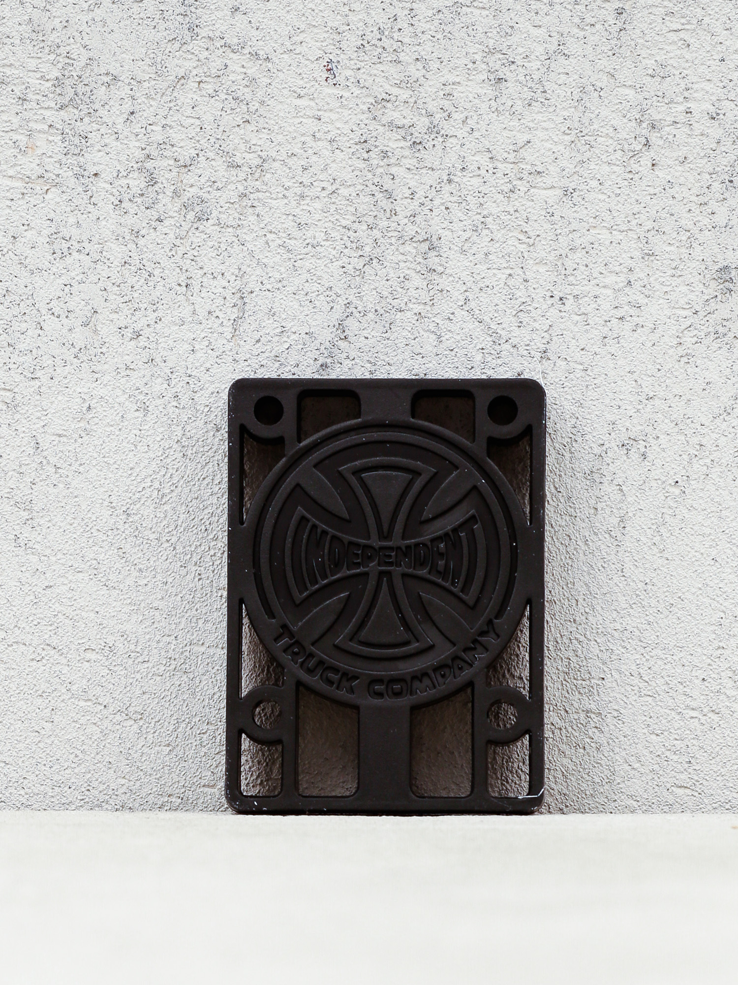 Podložky Independent Riser Pads (black)