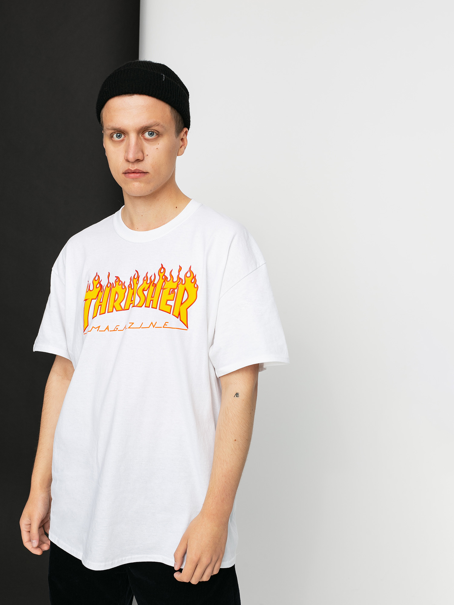 Triu010dko Thrasher Flame Logo (white)