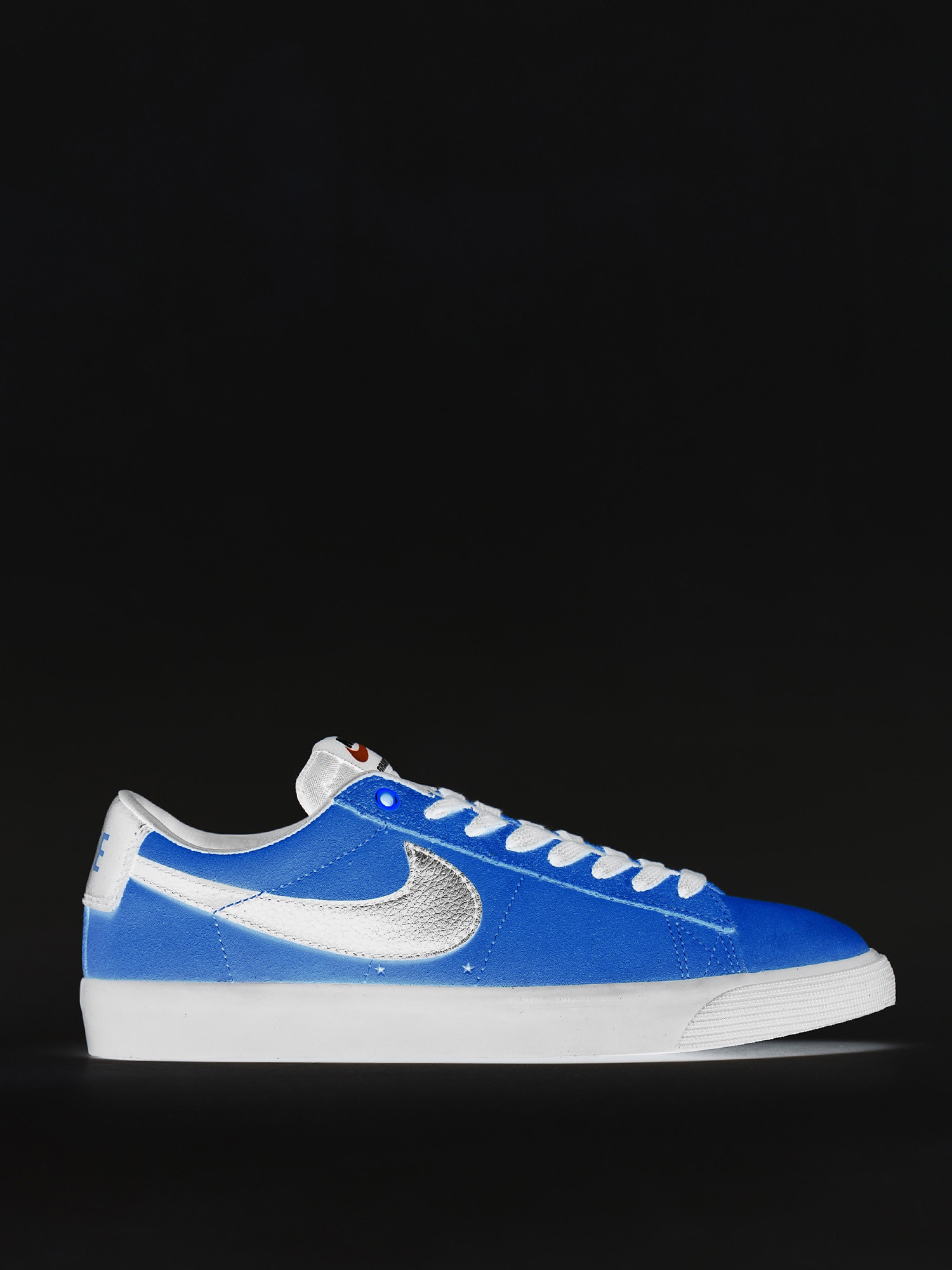 Boty Nike SB Blazer Low Gt (university gold/black university gold)