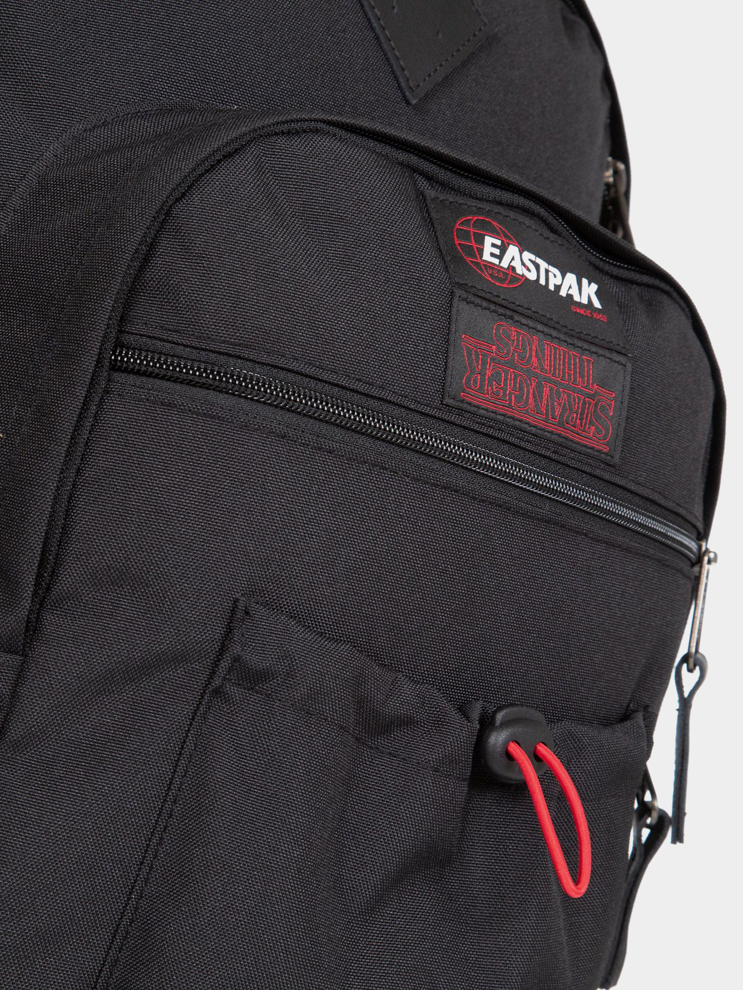 Batoh Eastpak X Stranger Things  Sugarbush (stease black)