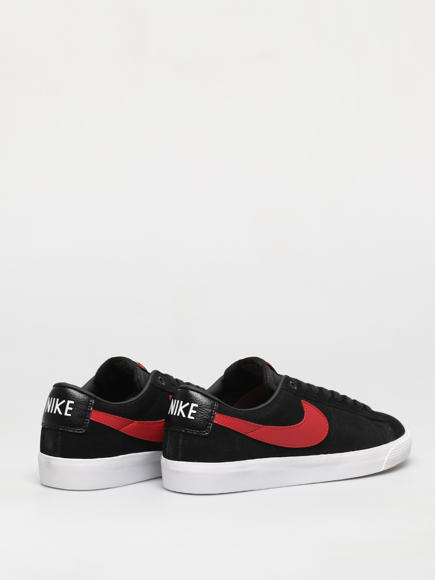 Boty Nike Sb Blazer Low Gt Black University Red Black White