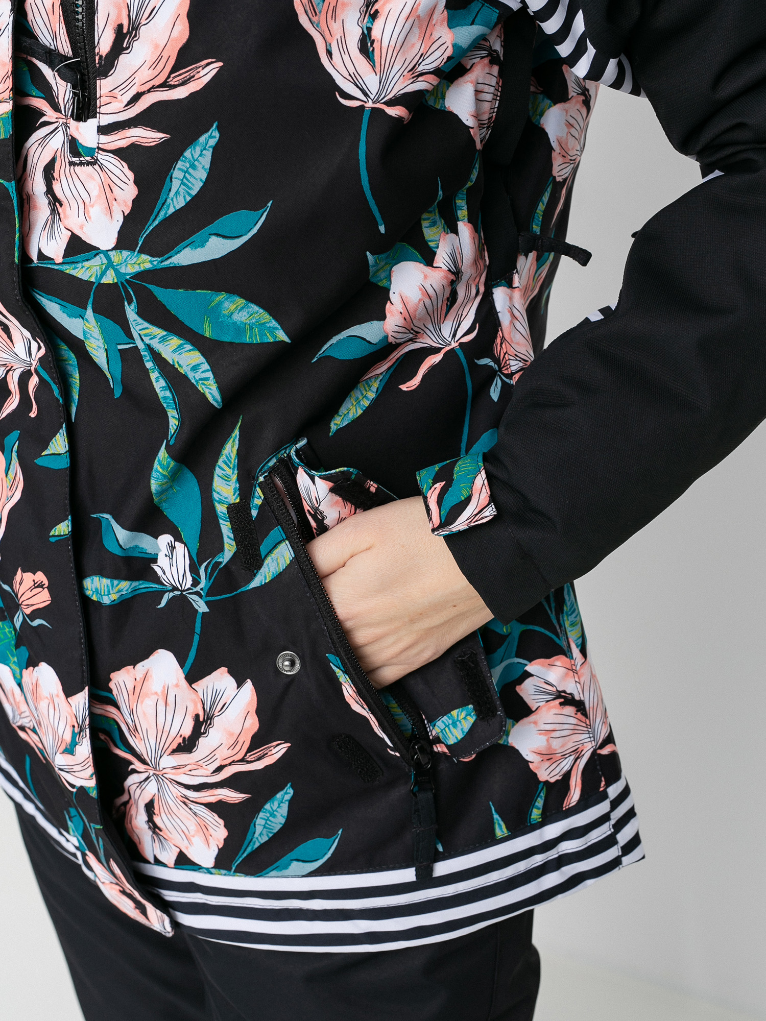 Dámská Snowboardová bunda Roxy Jetty Block (true black tropical day)