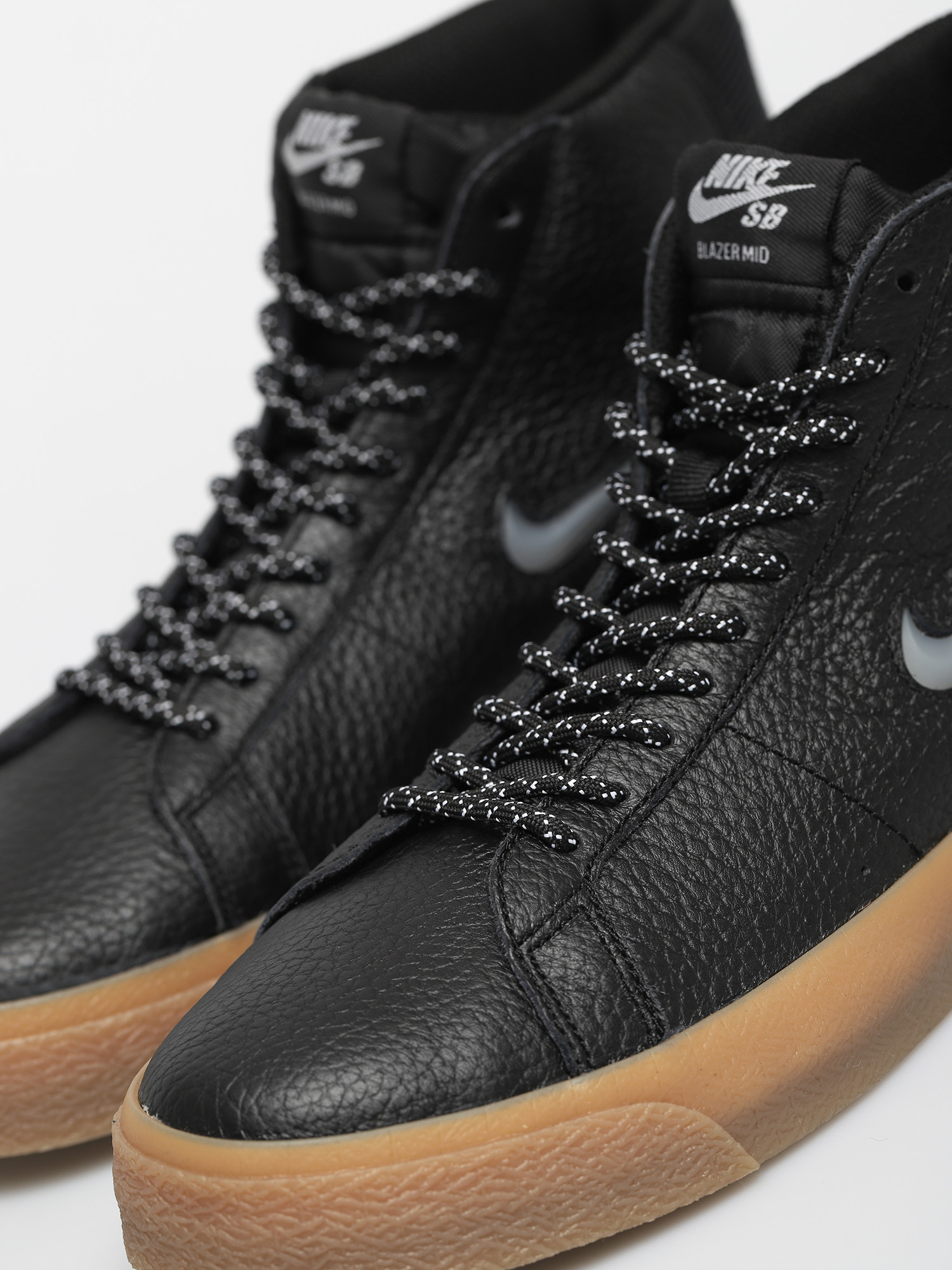 Boty Nike SB Zoom Blazer Mid Premium (black/white black gum light brown)