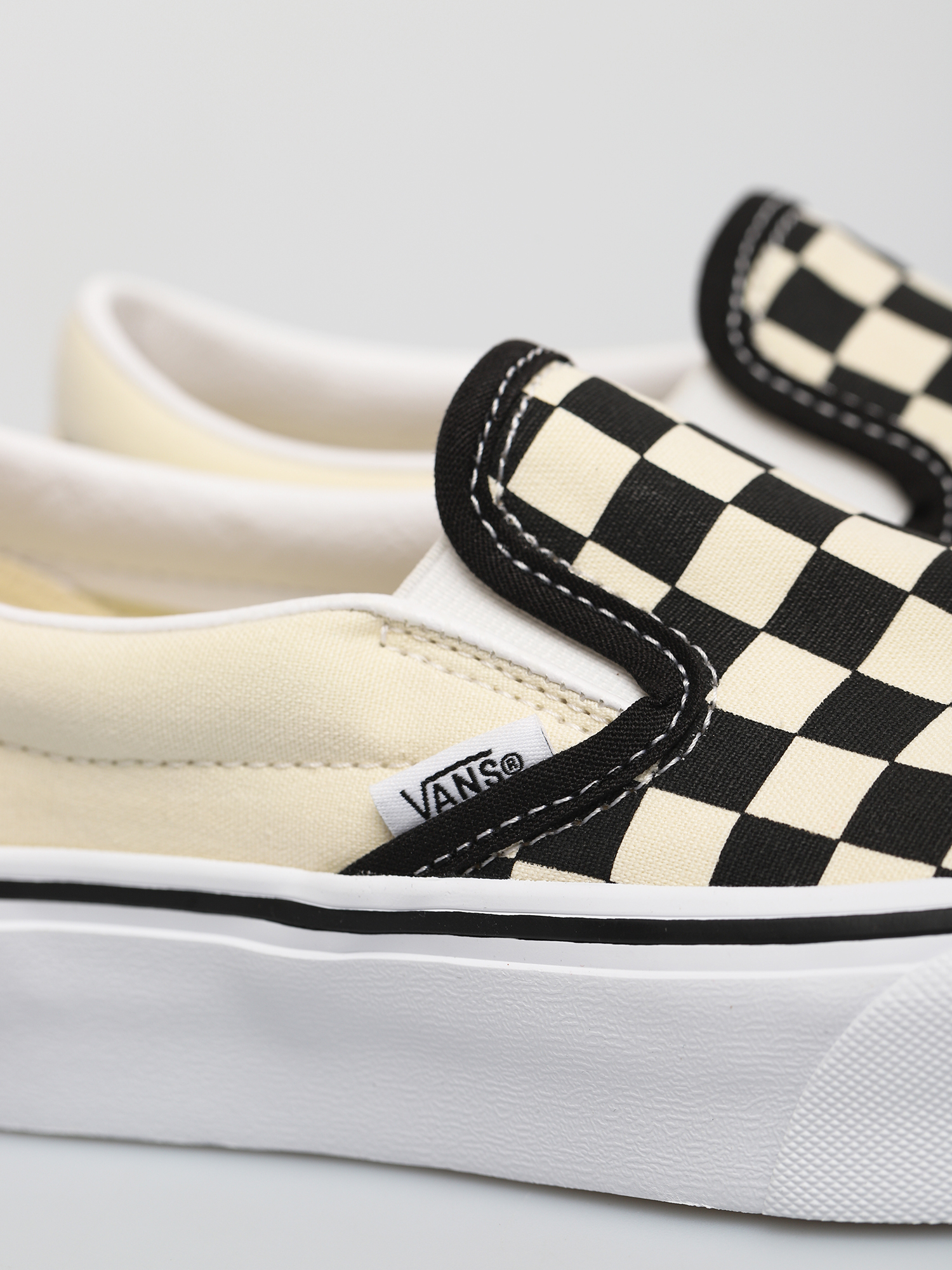 Boty Vans Classic Slip On Platform (blk whtchckerboard/wht)