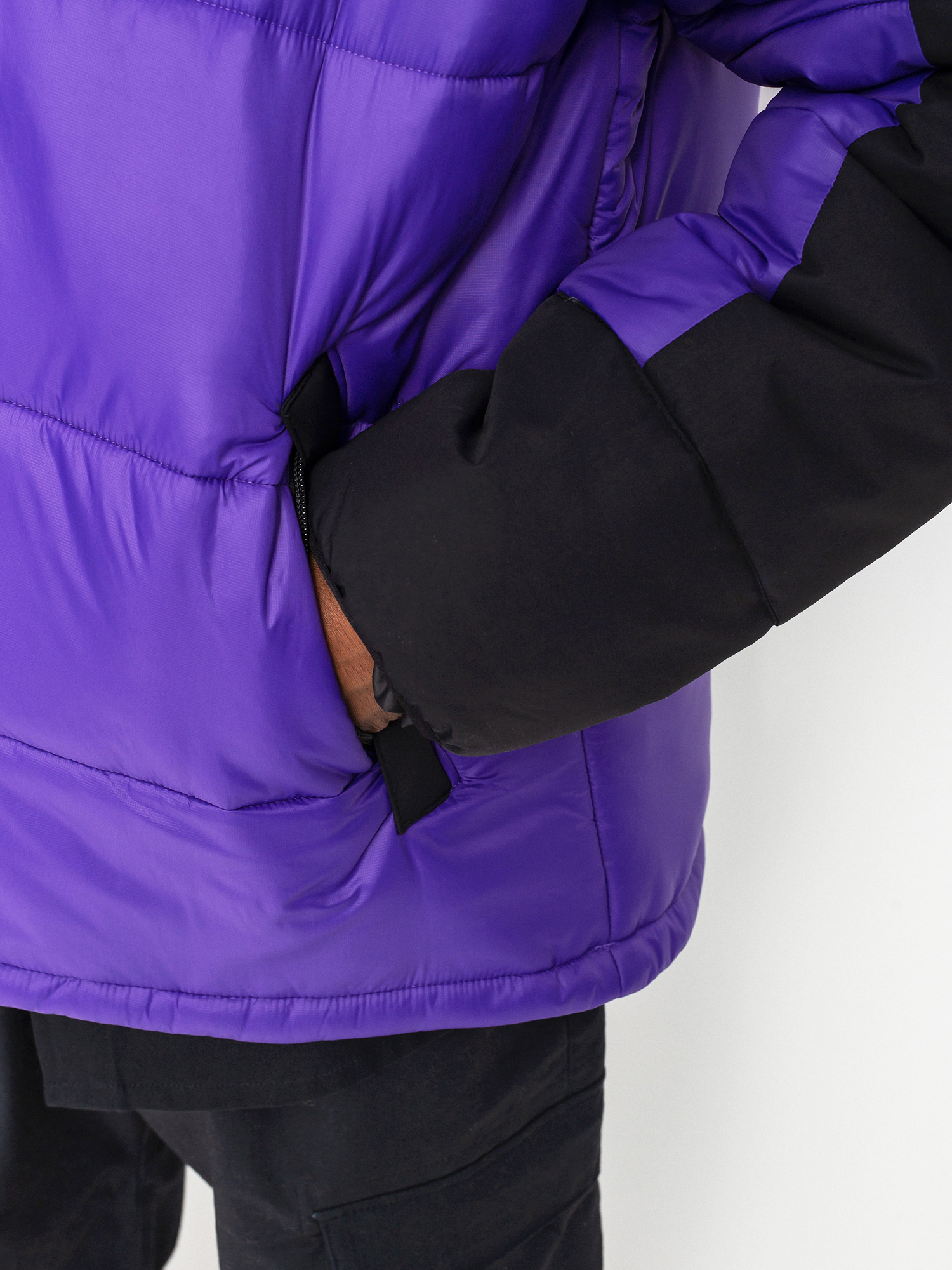 Bunda The North Face Hmlyn Insulated (peak purple)