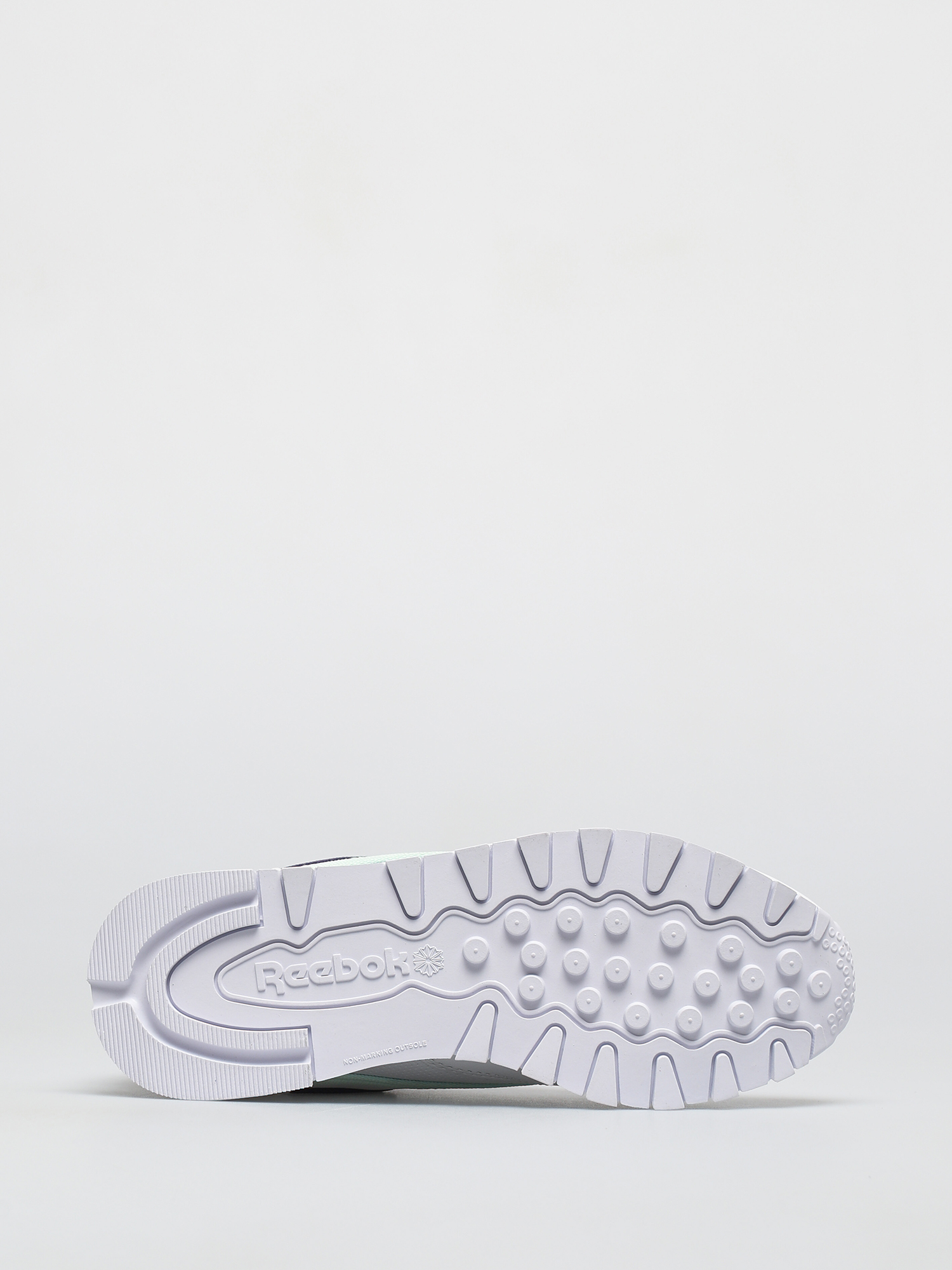 Boty Reebok Cl Lthr Wmn (cblack/carbon/vecred)