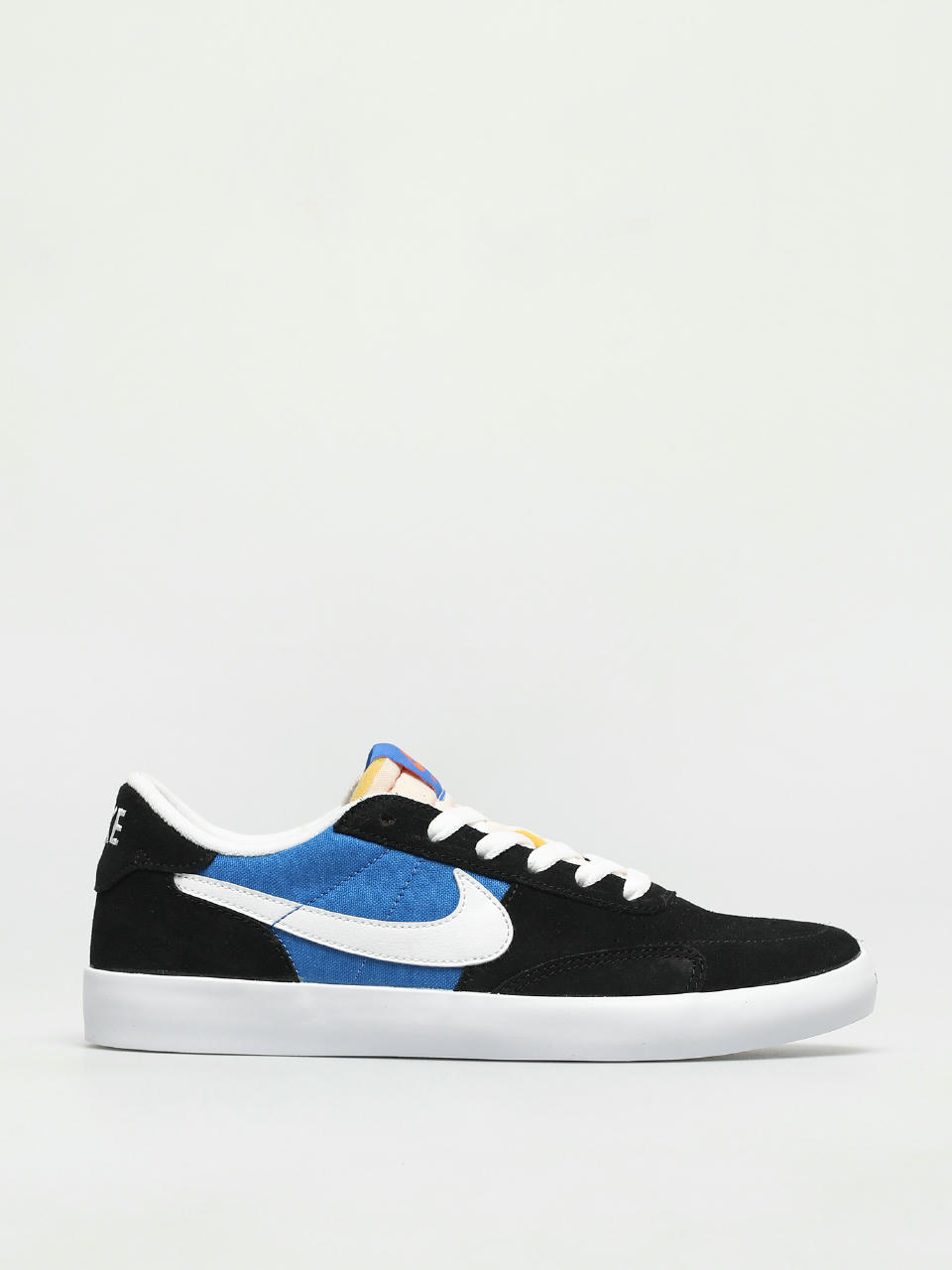 Boty Nike SB Heritage Vulc (black/white signal blue safety orange)