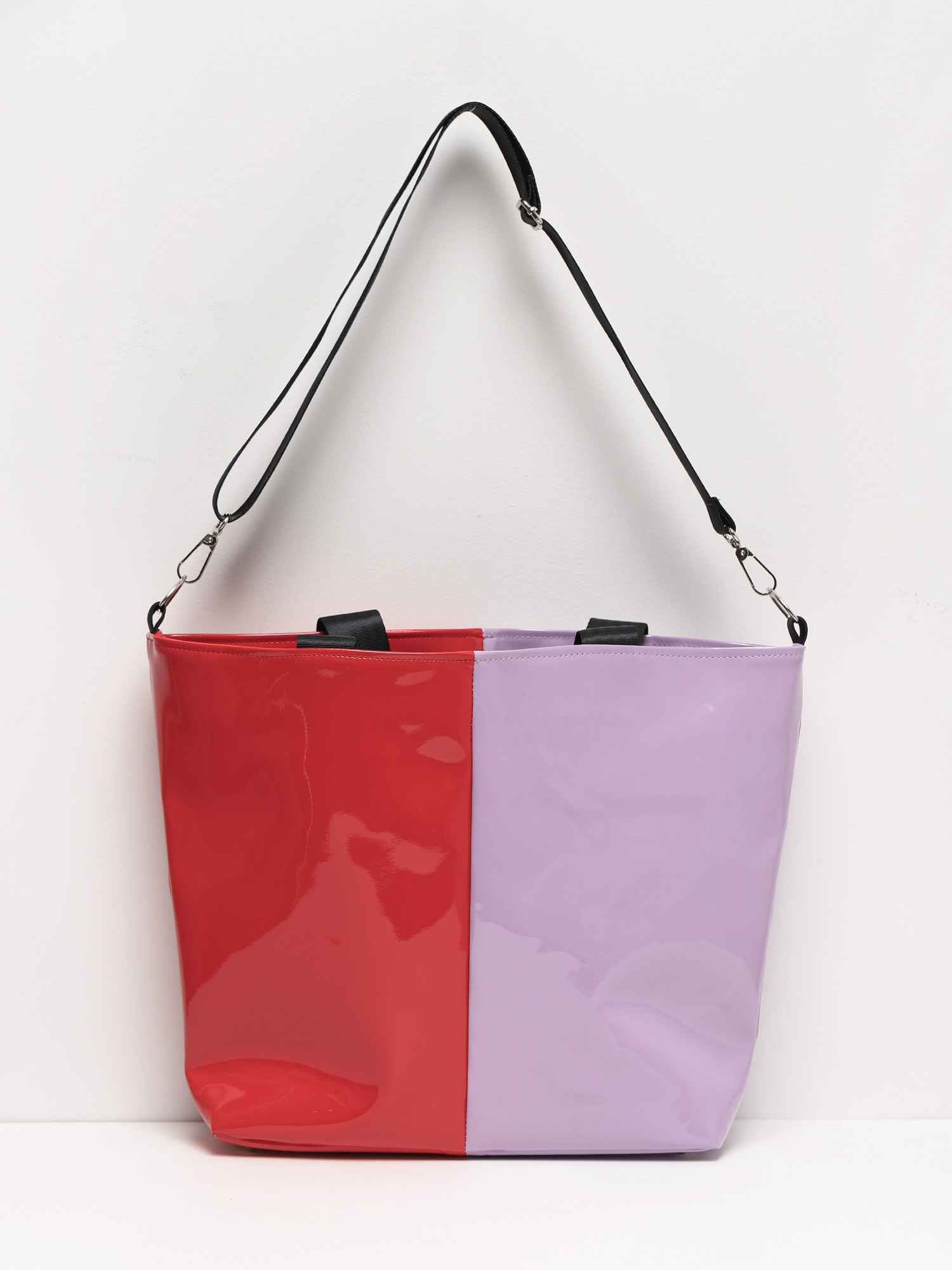 Kabelka Local Heroes Hot Tote Bag Wmn (red/violet)