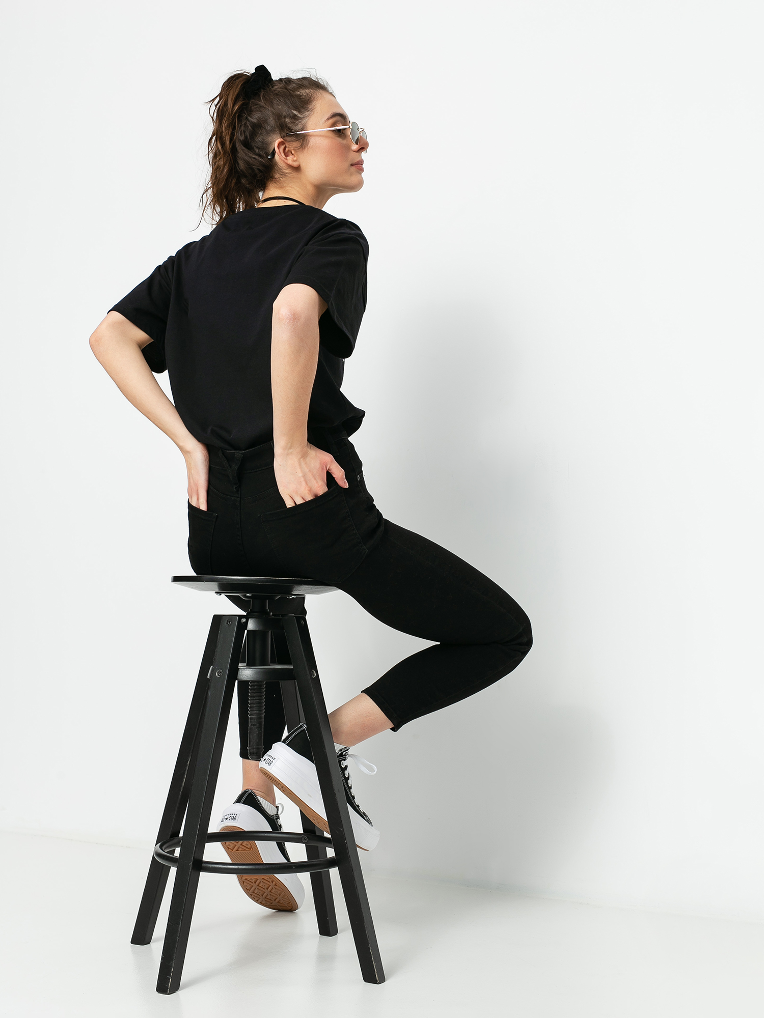 Tričko Local Heroes Butterfly Tribal Wmn (black)