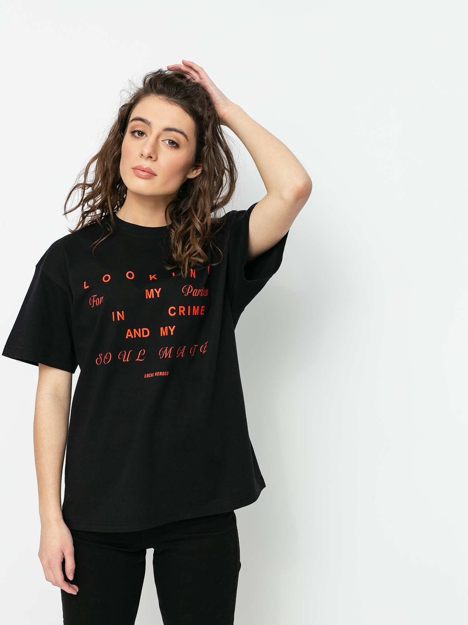 Tričko Local Heroes Looking For Wmn (black)