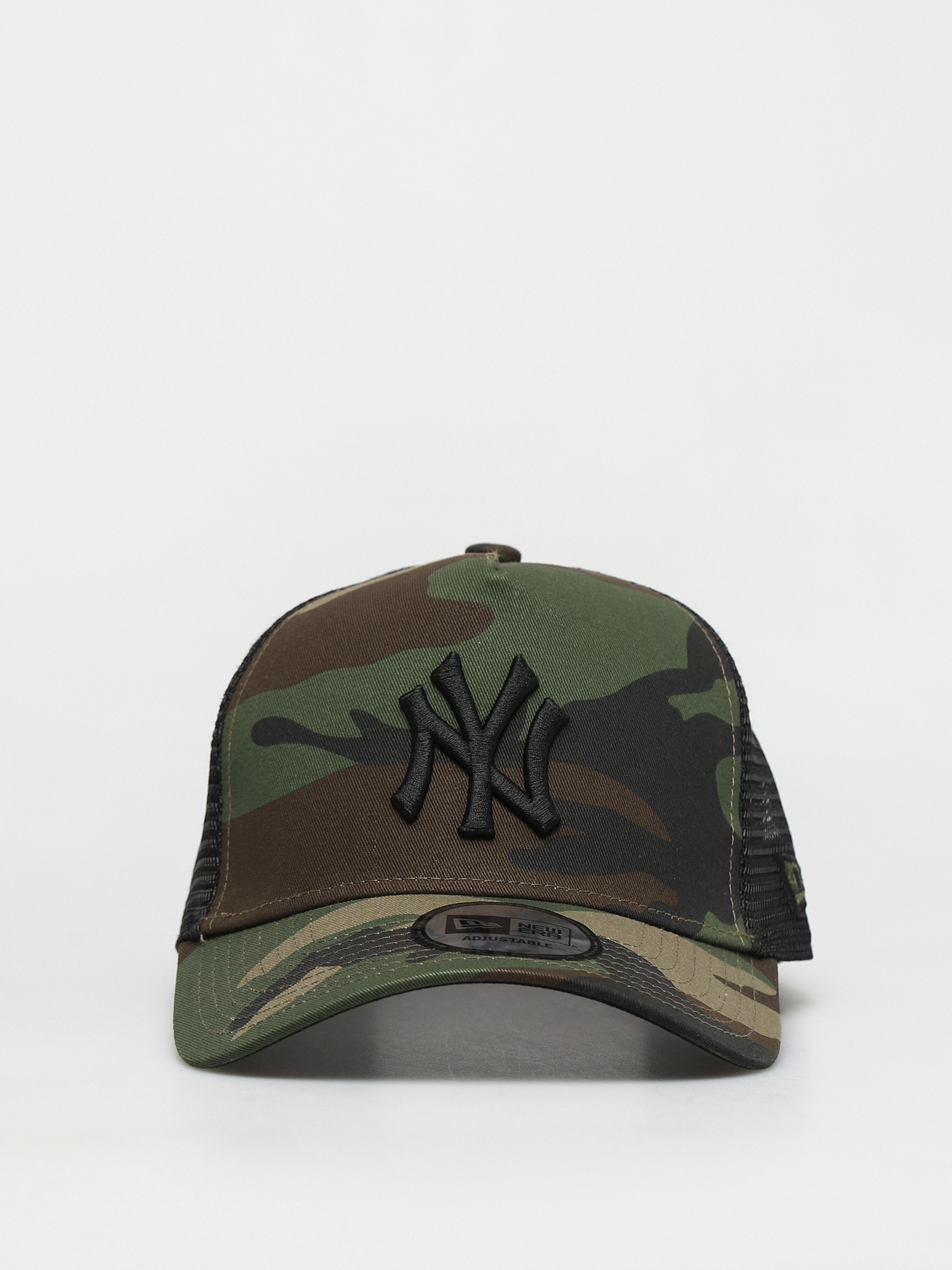 Kšiltovka  New Era Clean Trucker New York Yankees ZD (woodland camo/black)