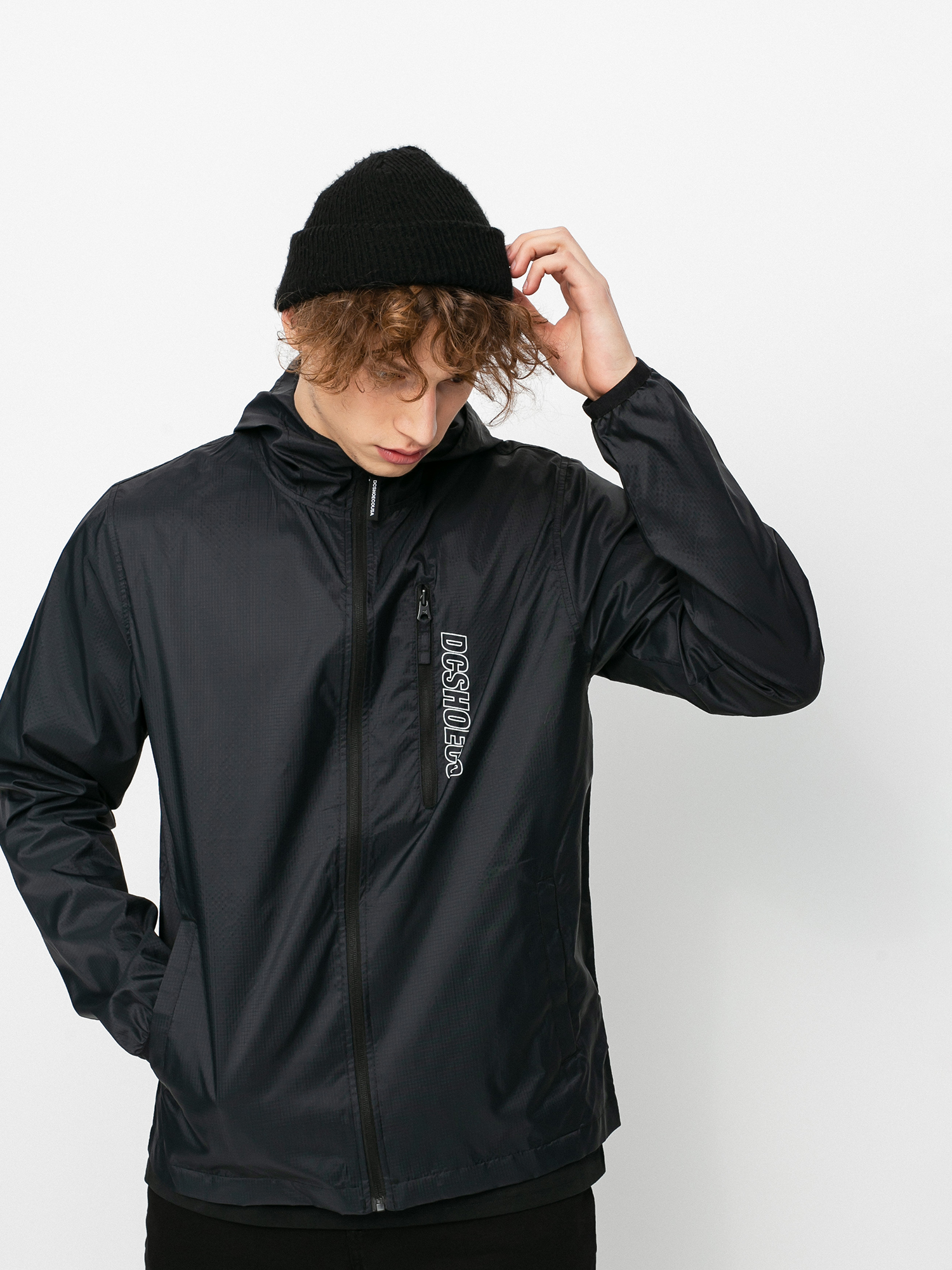 etnies packed anorak