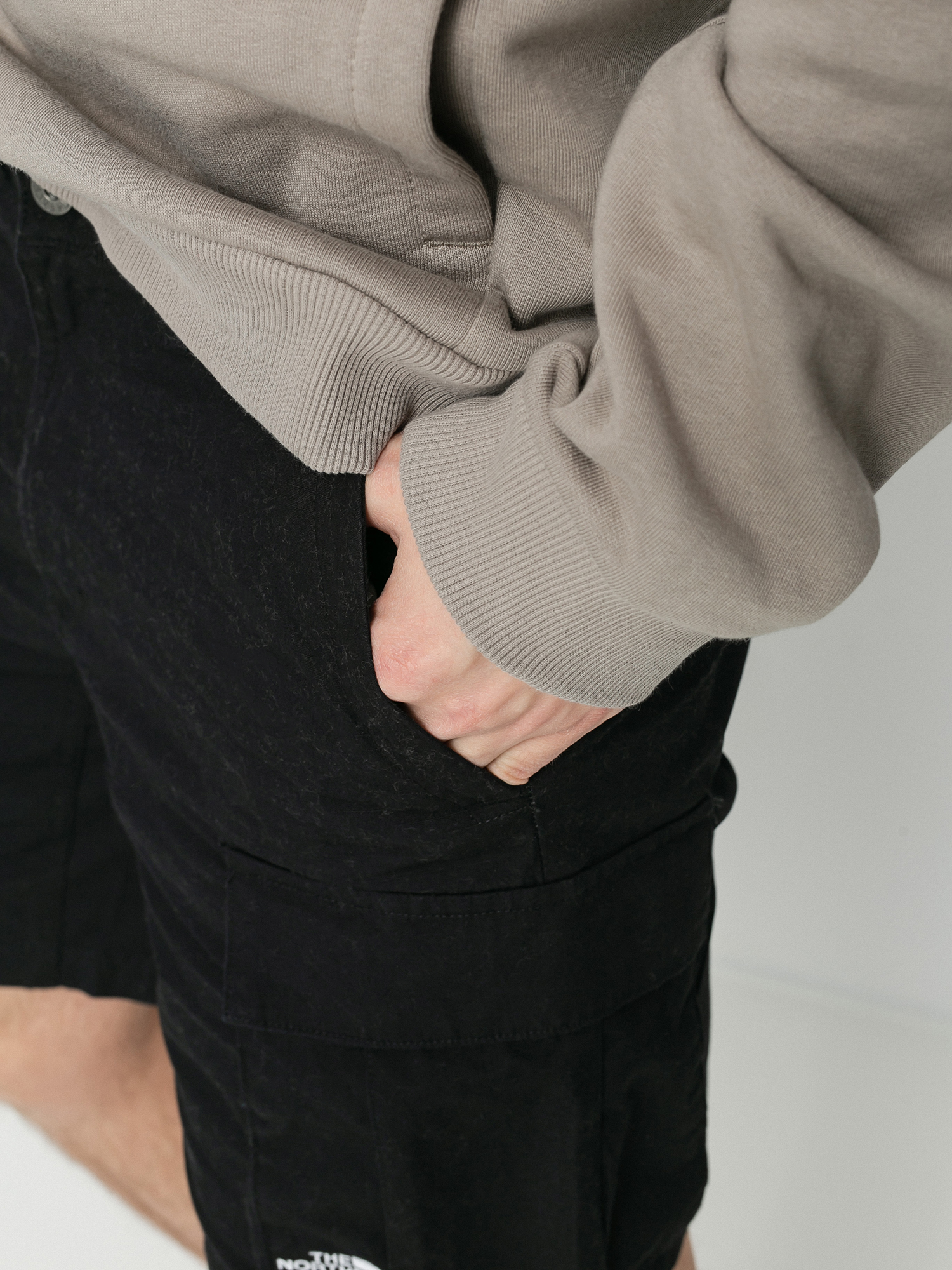 Kraťasy The North Face Anticline Cargo (tnf black)