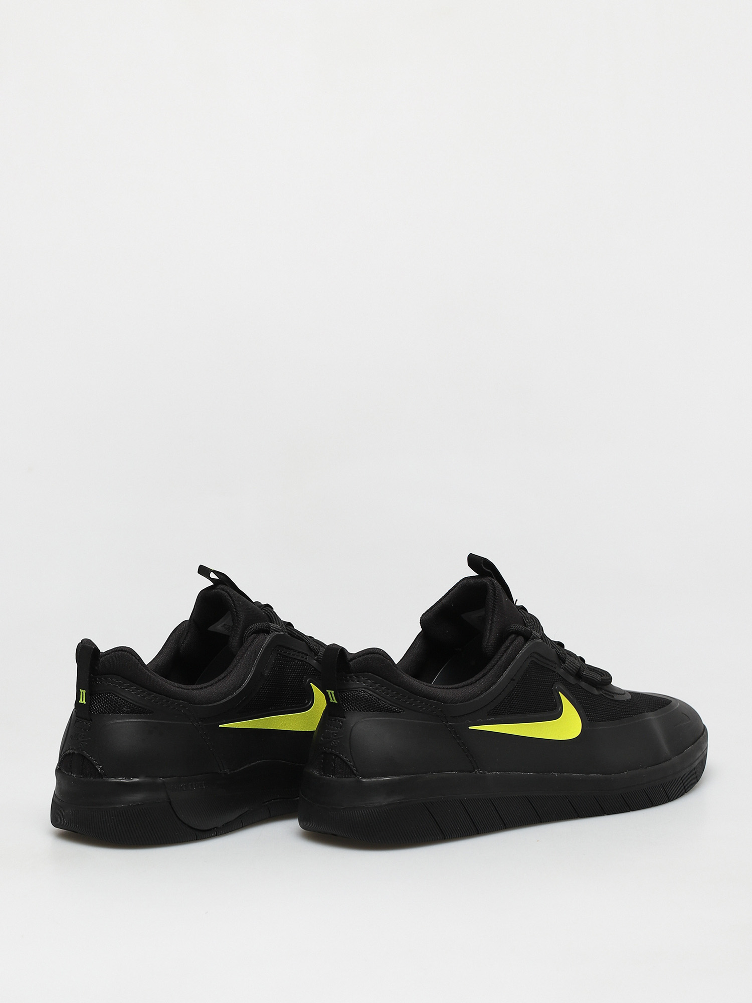 Boty Nike SB Nyjah Free 2 (black/cyber black black)