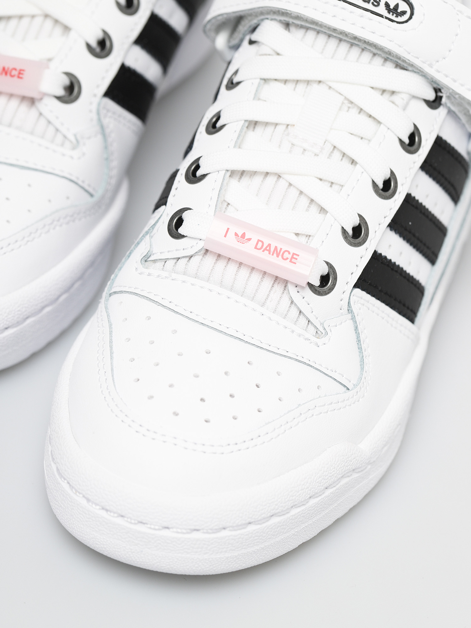 Boty adidas Originals Forum Low Wmn (ftwwht/cblack/trupnk)