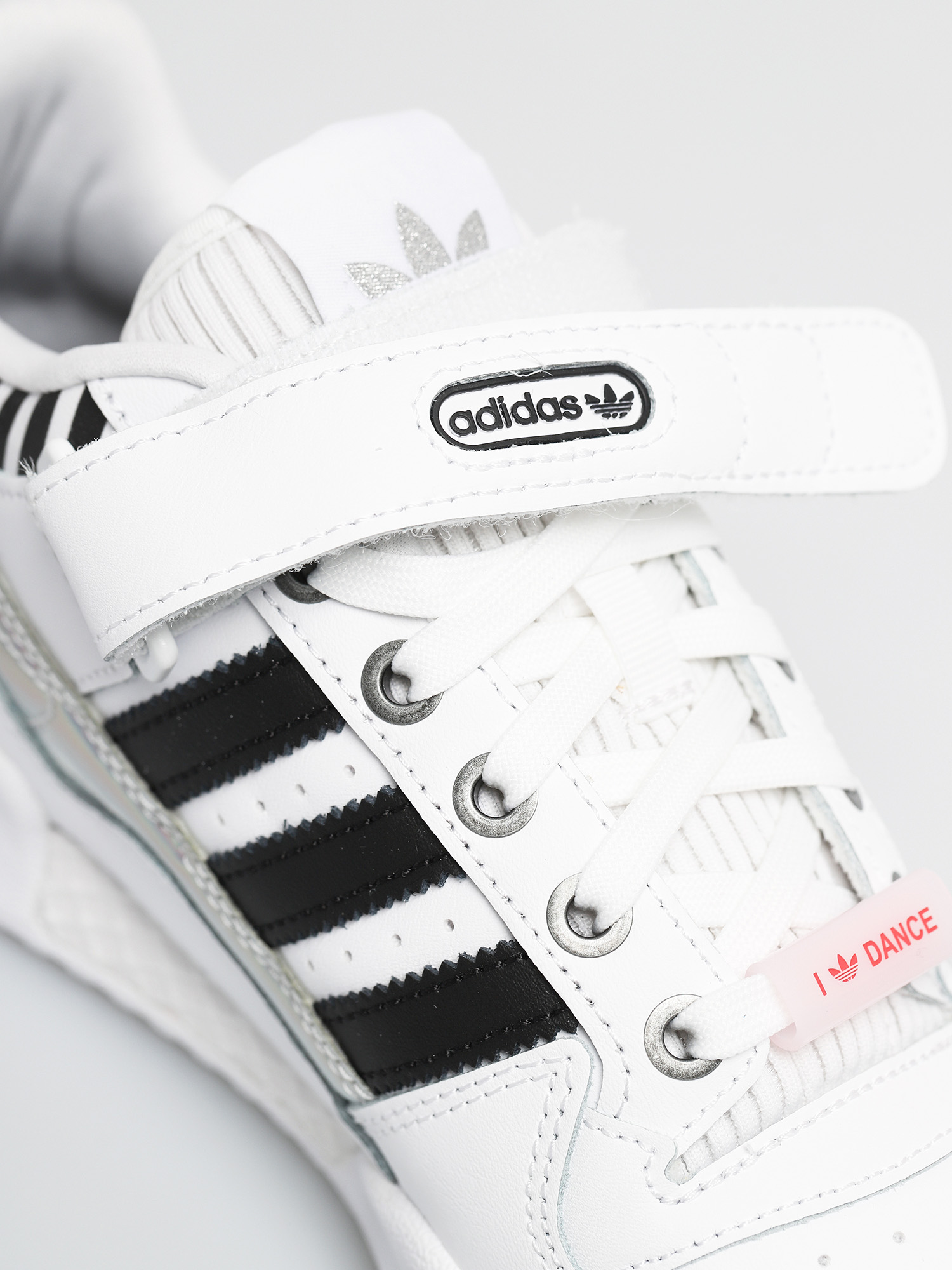 Boty adidas Originals Forum Low Wmn (ftwwht/cblack/trupnk)