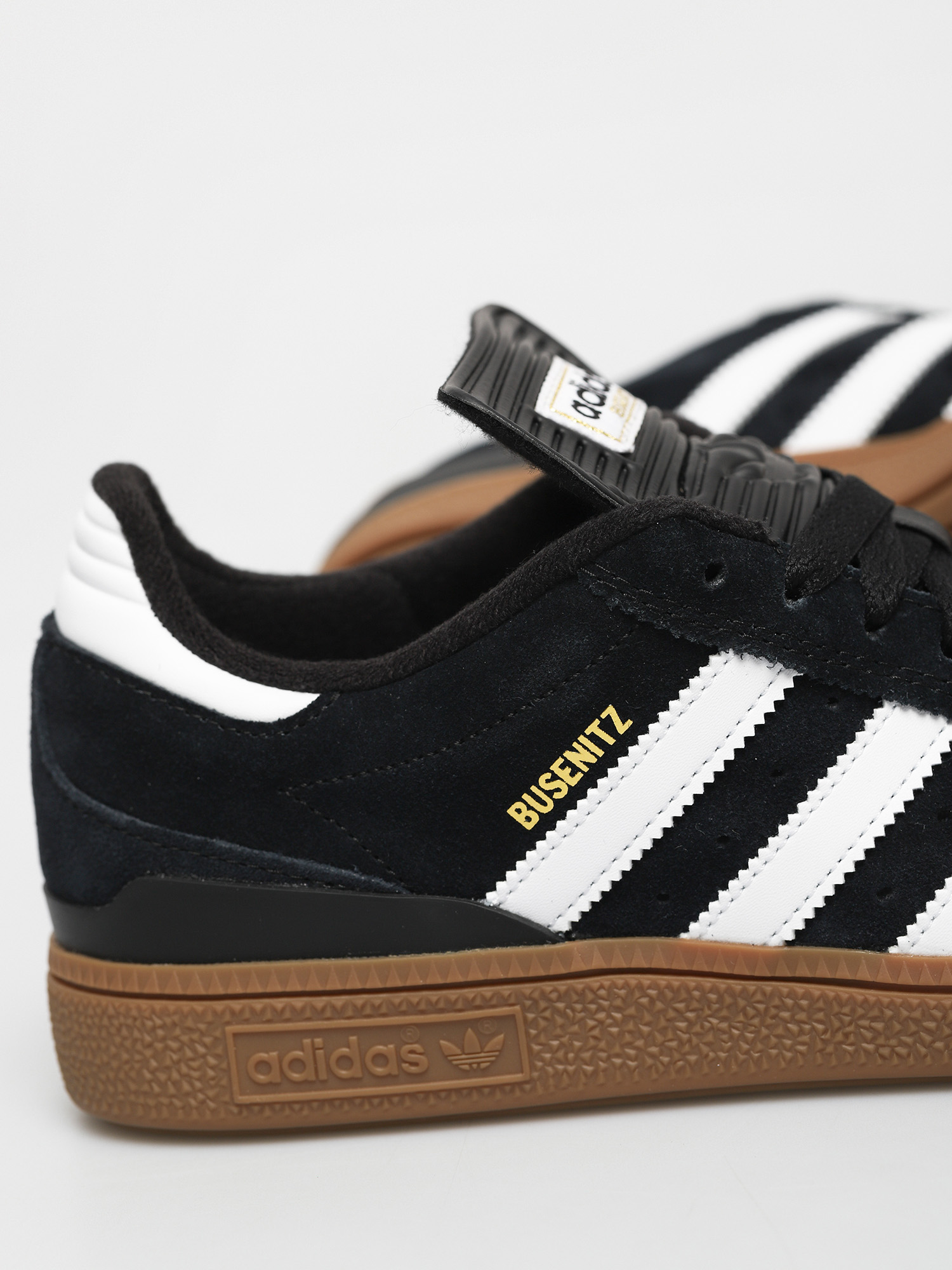 Boty adidas Busenitz (black1/runwht/metgol)