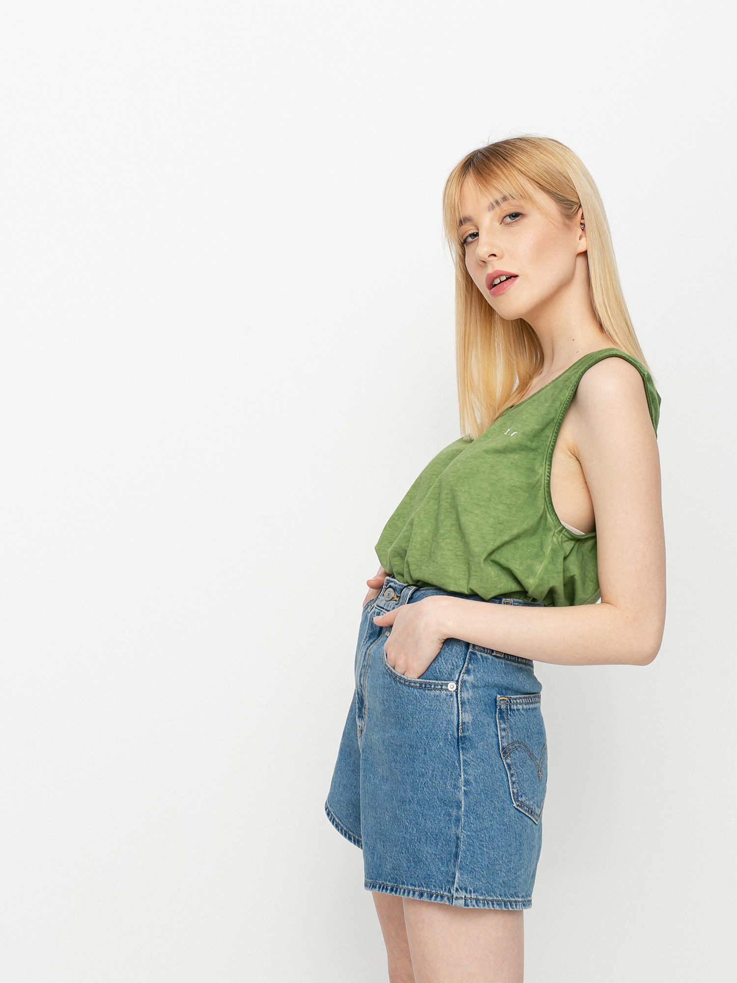 Tričko Roxy Need A Wave A Wmn (vineyard green)