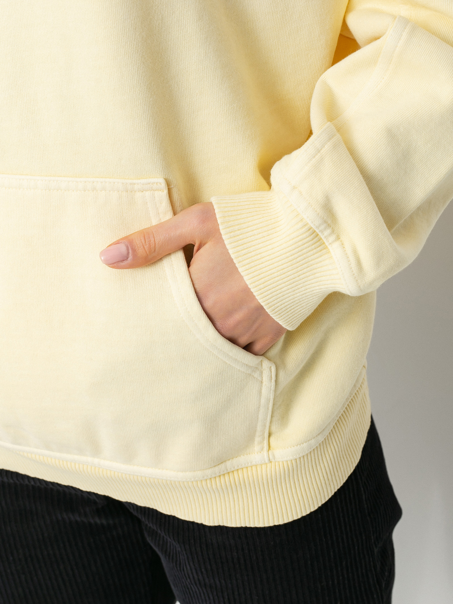 Mikina s kapucí Levi's® Rider HD Wmn (transparent yellow garment dye)