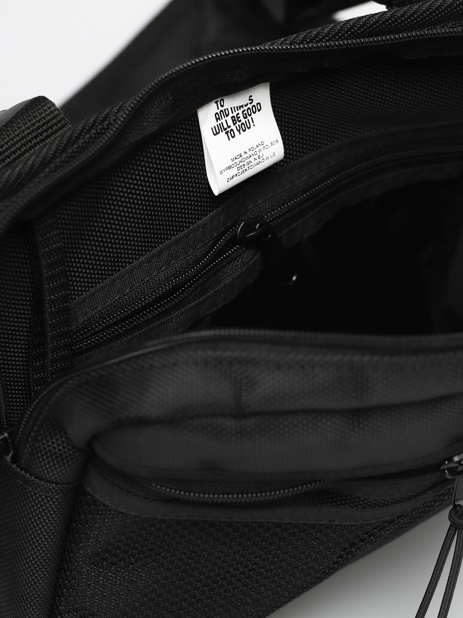 Taška MassDnm Chest Bag Signature (black)