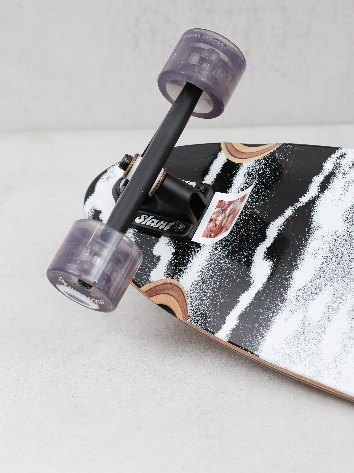 Longboard Globe Pinner Classic (coconut/black tide)